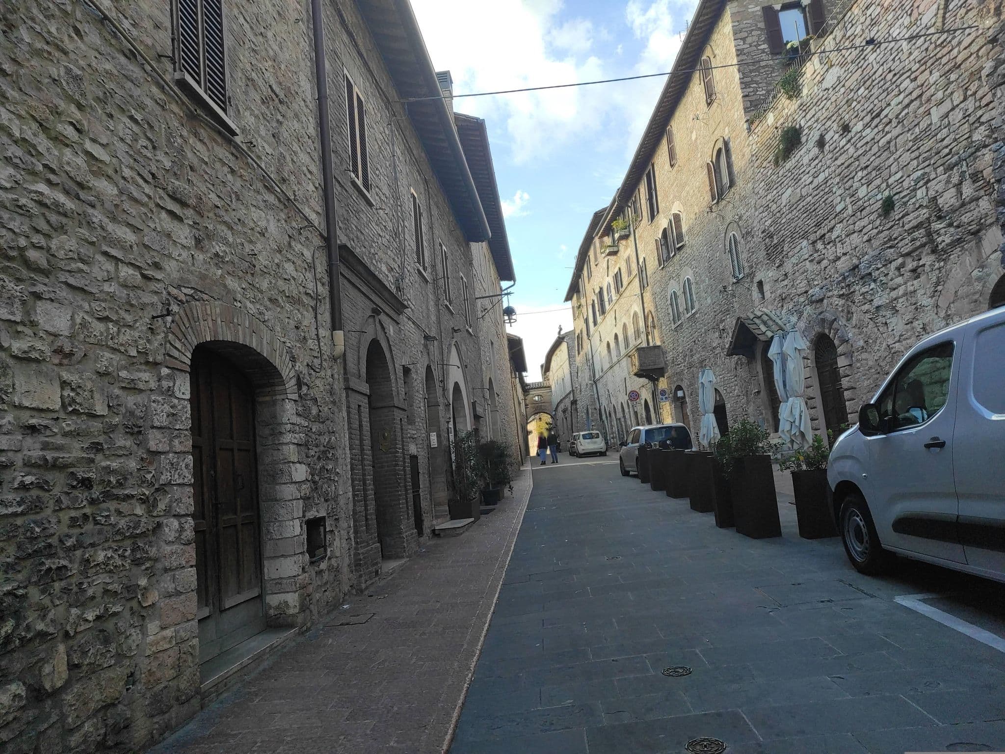 Street view near Al.Ba.Tur SNC, Assisi — © jeawrong (CC BY-SA · Mapillary)