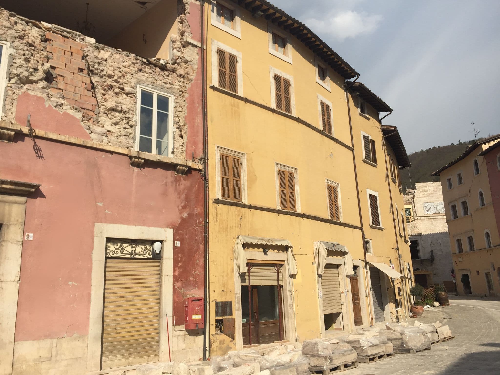 Street view near Affittacamere Due Torri, Pieve Torina — © tci (CC BY-SA · Mapillary)