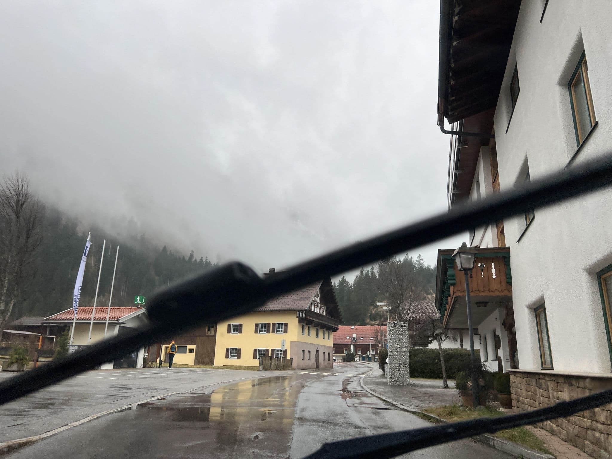 Street view near Pension Appartement Strolz, Lermoos — © ottor (CC BY-SA · Mapillary)