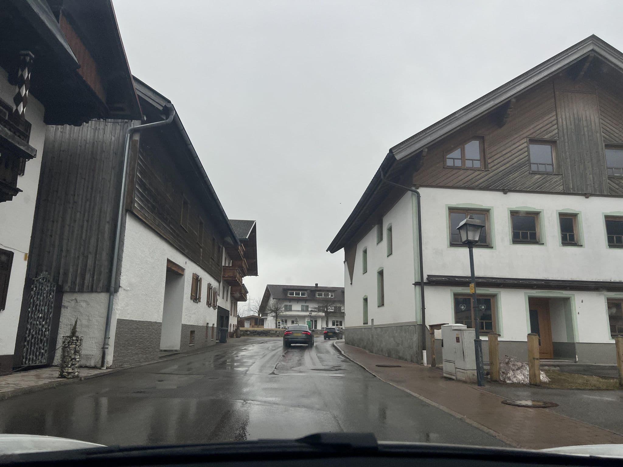 Street view near Ausfernerland Ferienwohnungen, Lermoos — © ottor (CC BY-SA · Mapillary)