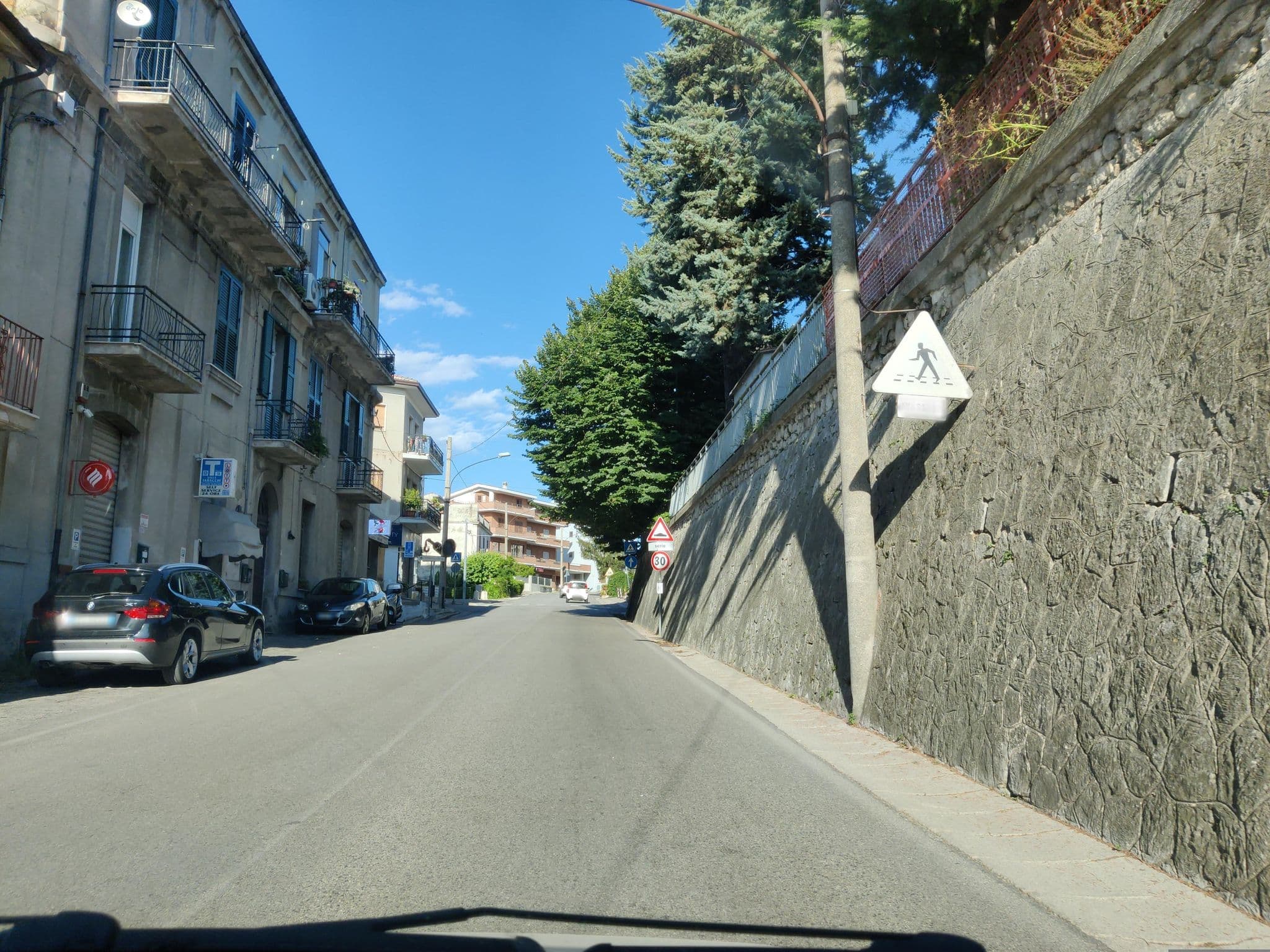 Street view near Il Mulino, Guardiagrele — © evvemoscia (CC BY-SA · Mapillary)