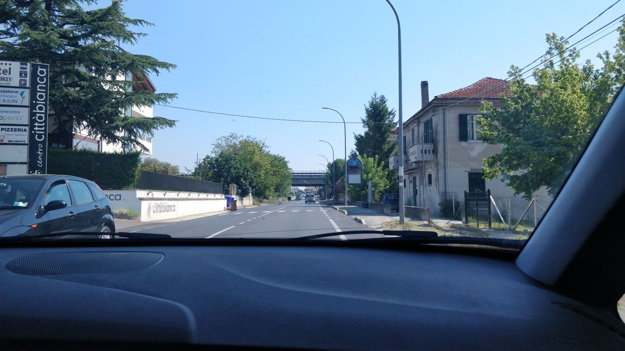 Street view near Boutique Hotel Cittàbianca, Villa Raspa — © evvemoscia (CC BY-SA · Mapillary)