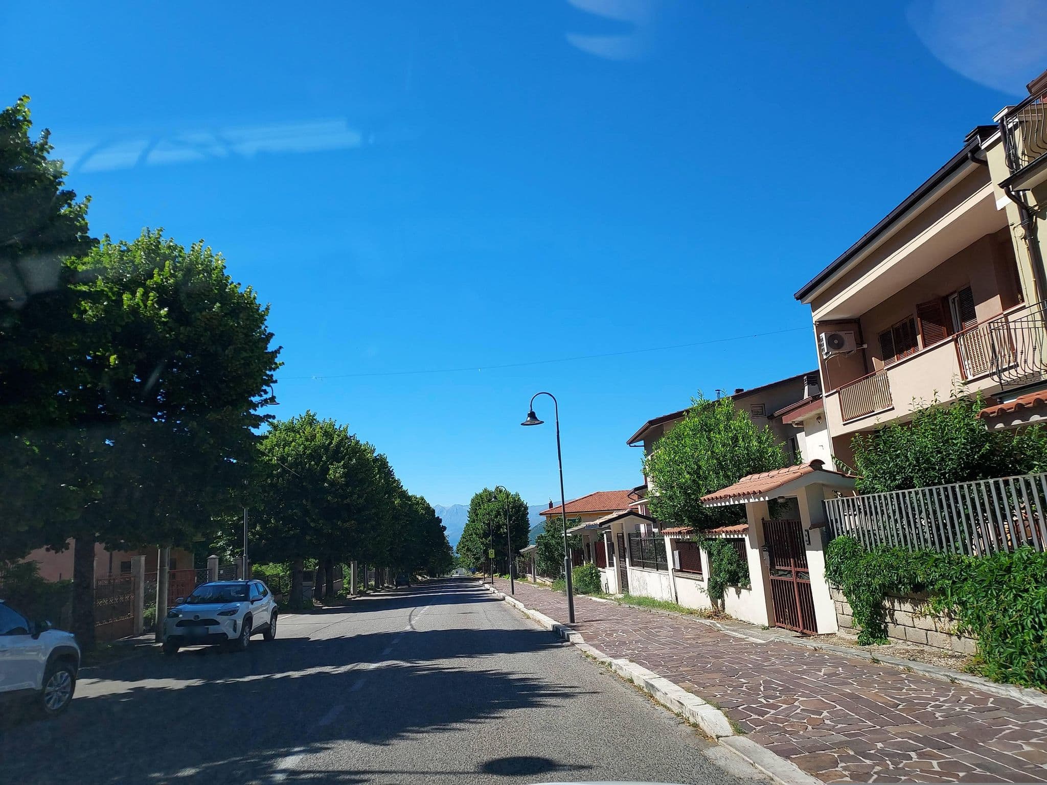 Street view near Ostello Parco Nazionale d'Abbruzzo, Collelongo — © odiug (CC BY-SA · Mapillary)