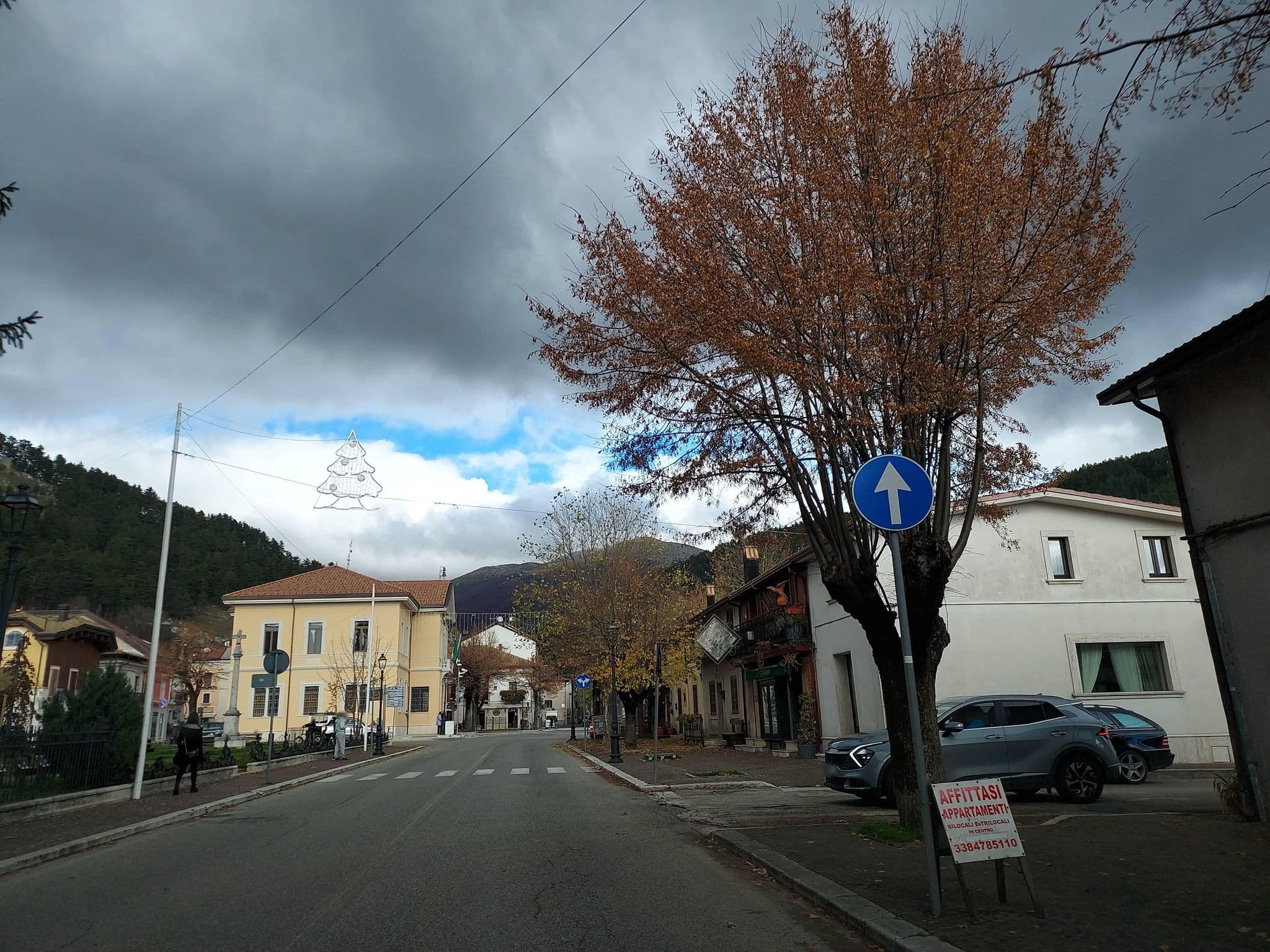 Street view near La Panoramica 89, Pescasseroli — © odiug (CC BY-SA · Mapillary)