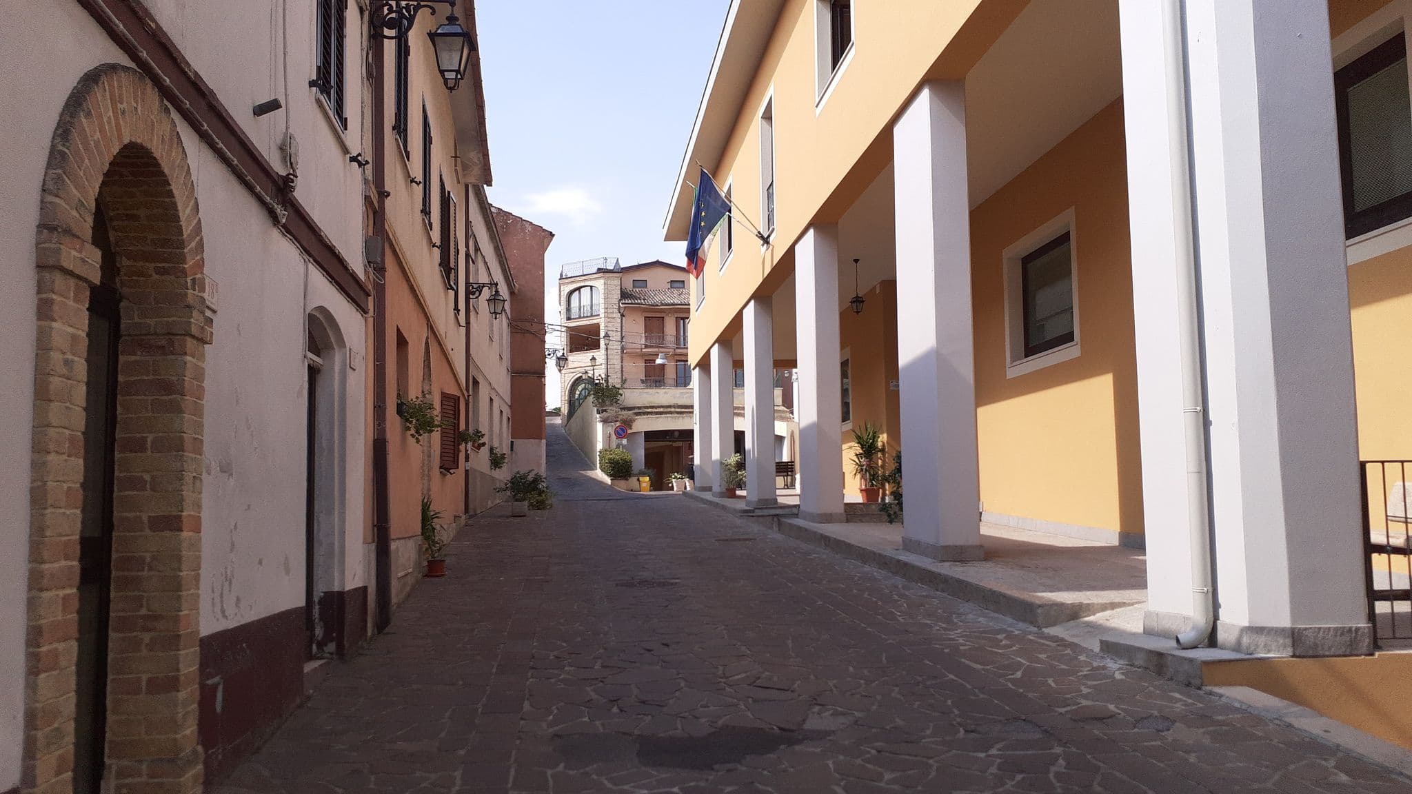 Street view near Locanda Del Vecchio Borgo, Villamagna — © agliatav (CC BY-SA · Mapillary)