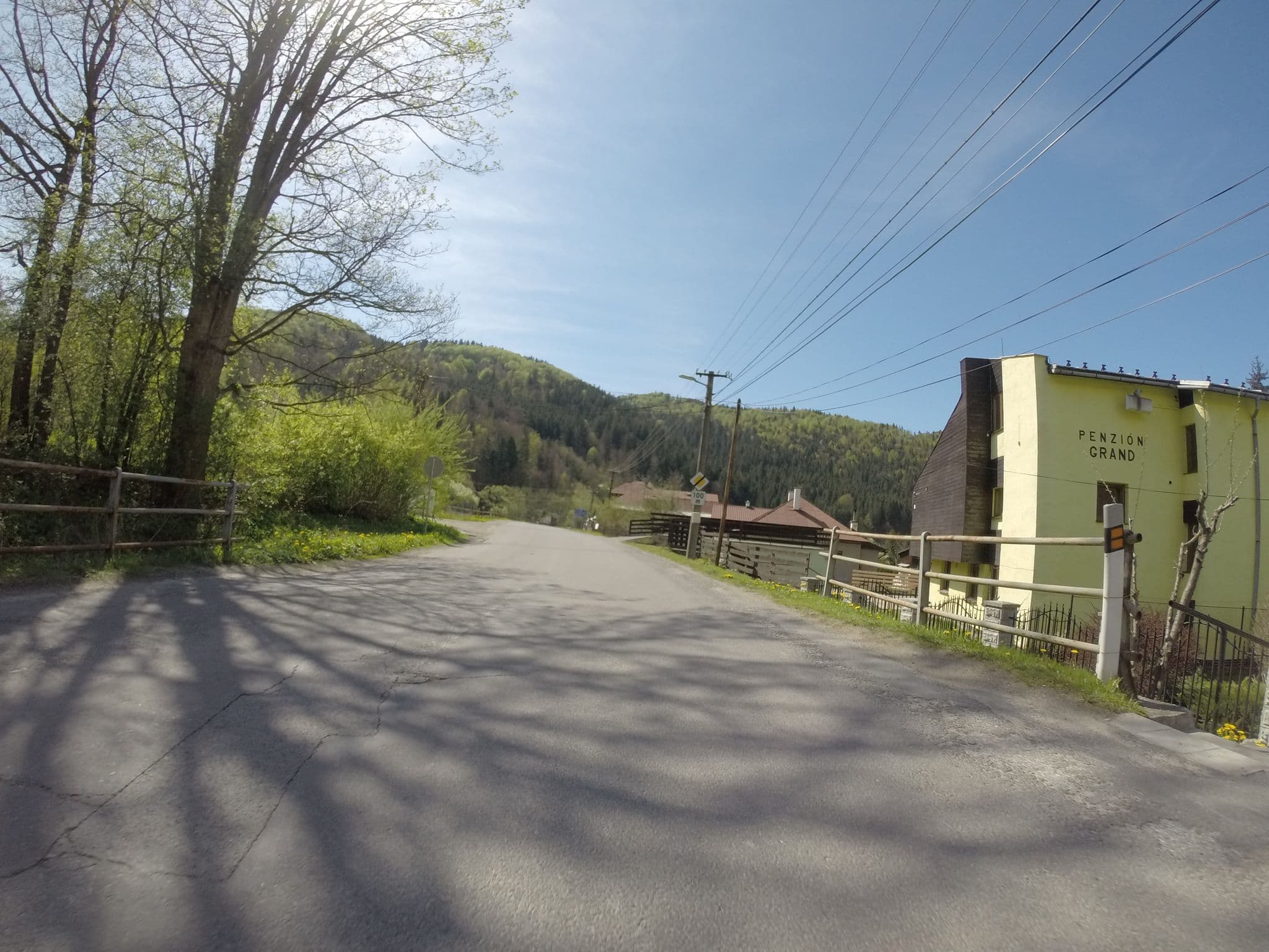 Street view near Penzión Bystrá 94, Valaská — © kayle (CC BY-SA · Mapillary)