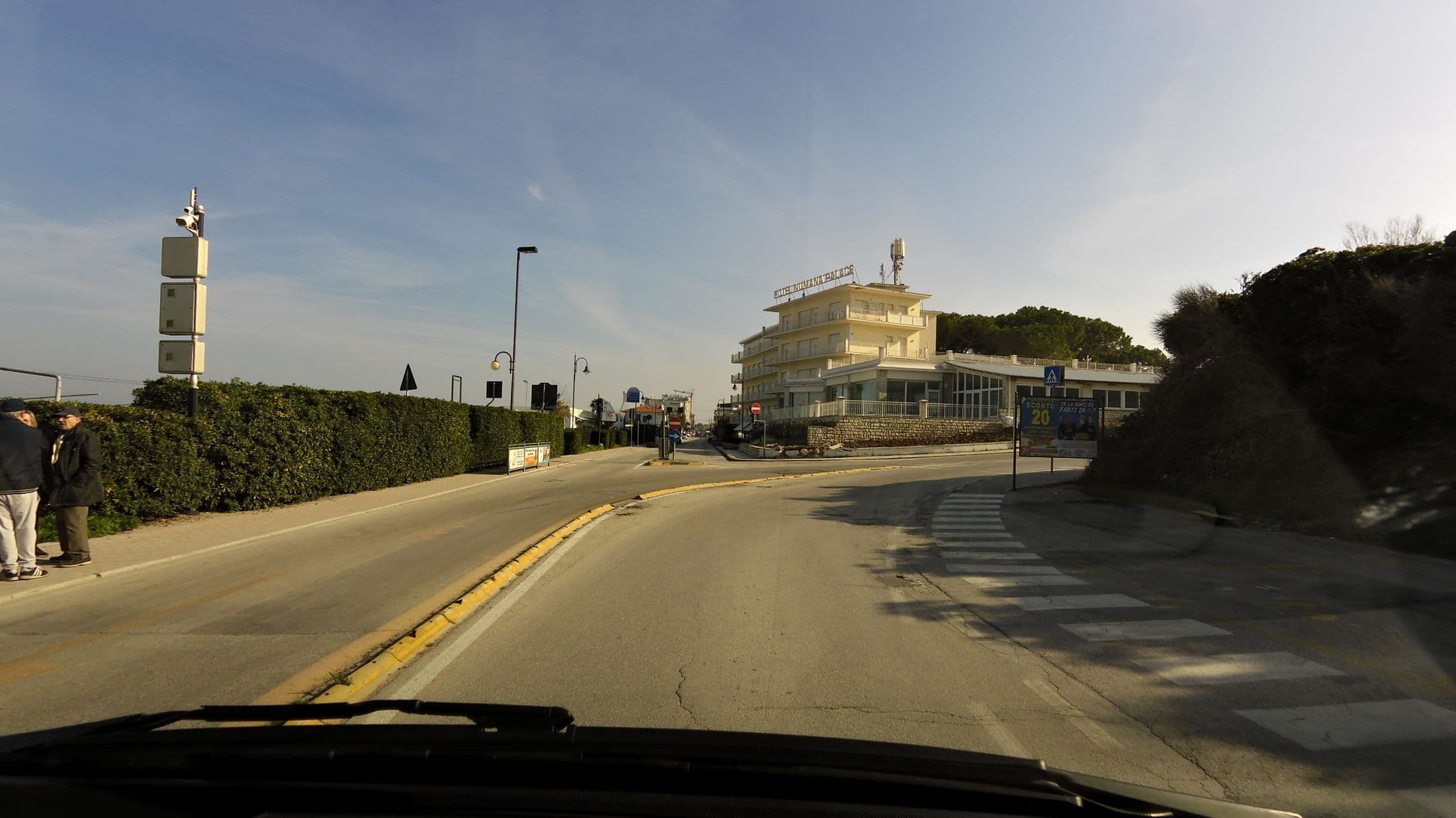 Street view near Conero Mare Verde, Marcelli — © czmrtn (CC BY-SA · Mapillary)