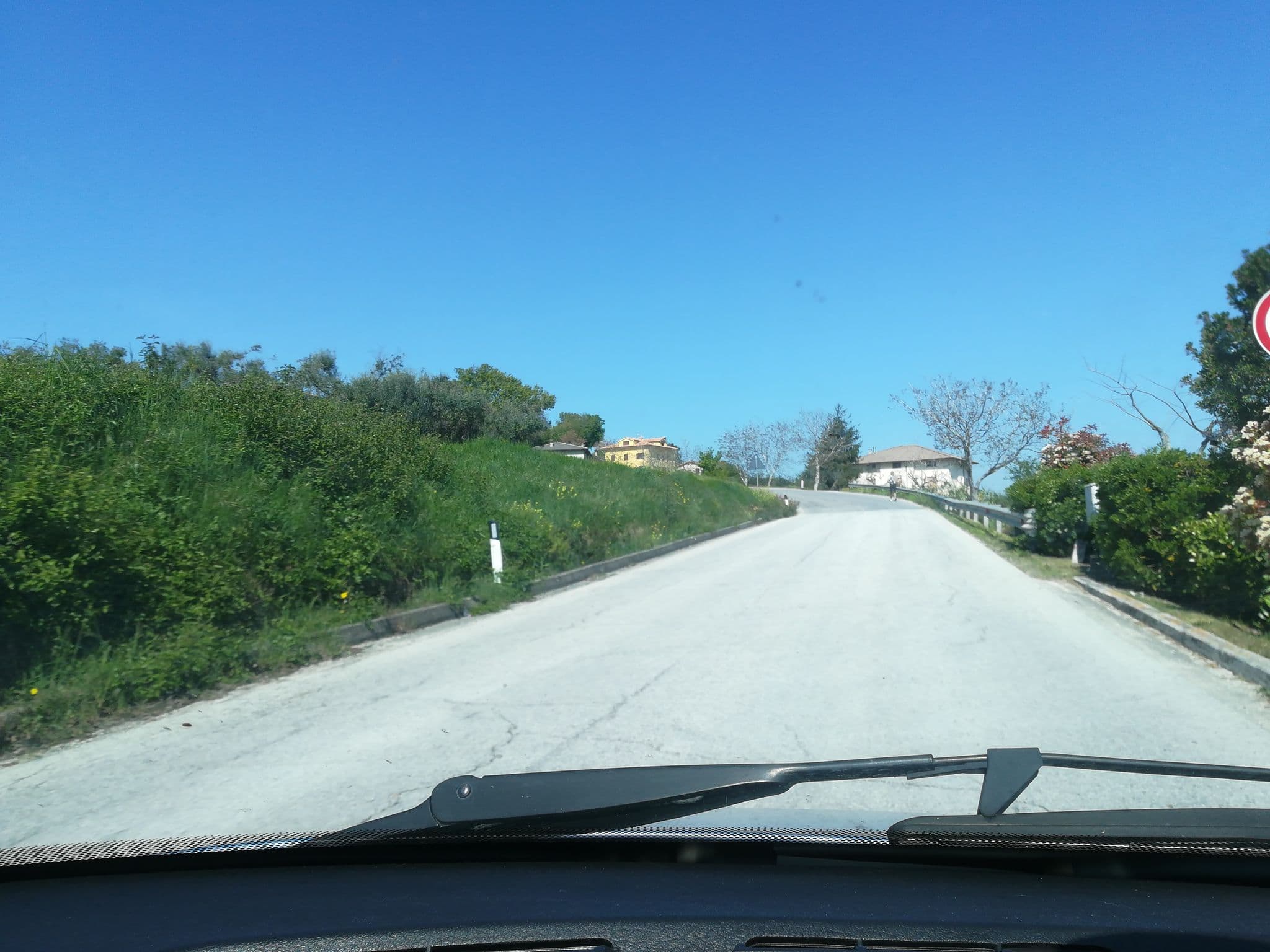 Street view near b&bpaterniano, Troviggiano — © jeawrong (CC BY-SA · Mapillary)