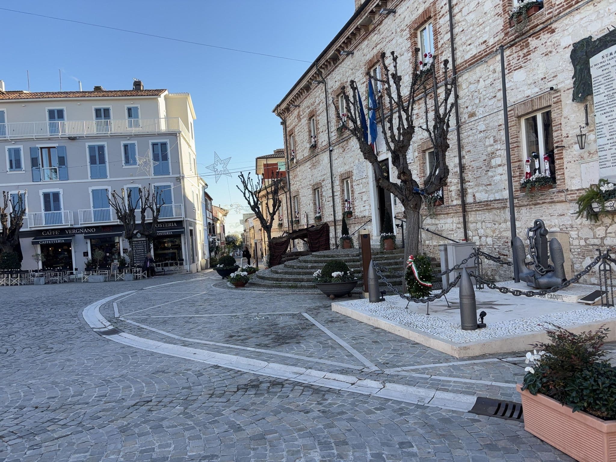Street view near Viverenumana, Numana — © robot8a (CC BY-SA · Mapillary)
