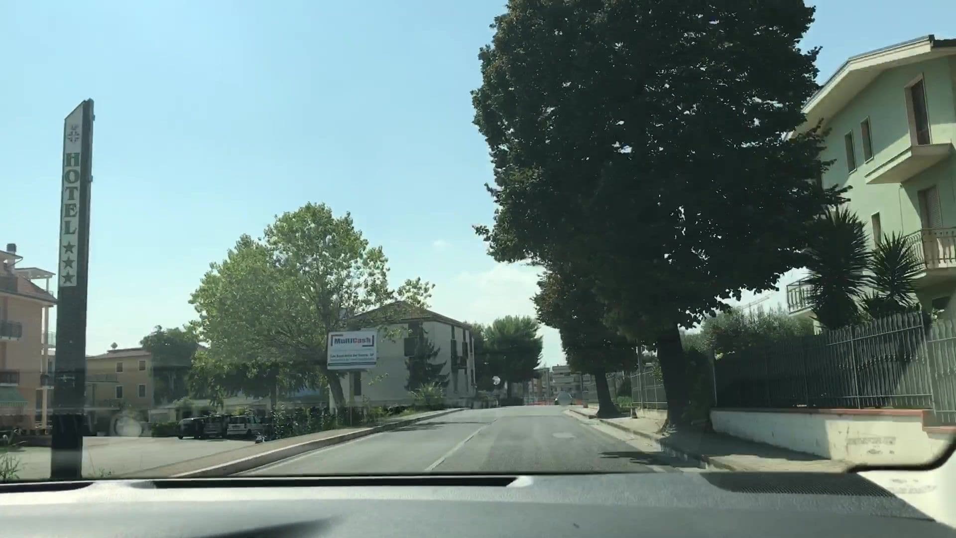 Street view near Hotel Del Cavaliere, Centobuchi — © lvl5 (CC BY-SA · Mapillary)