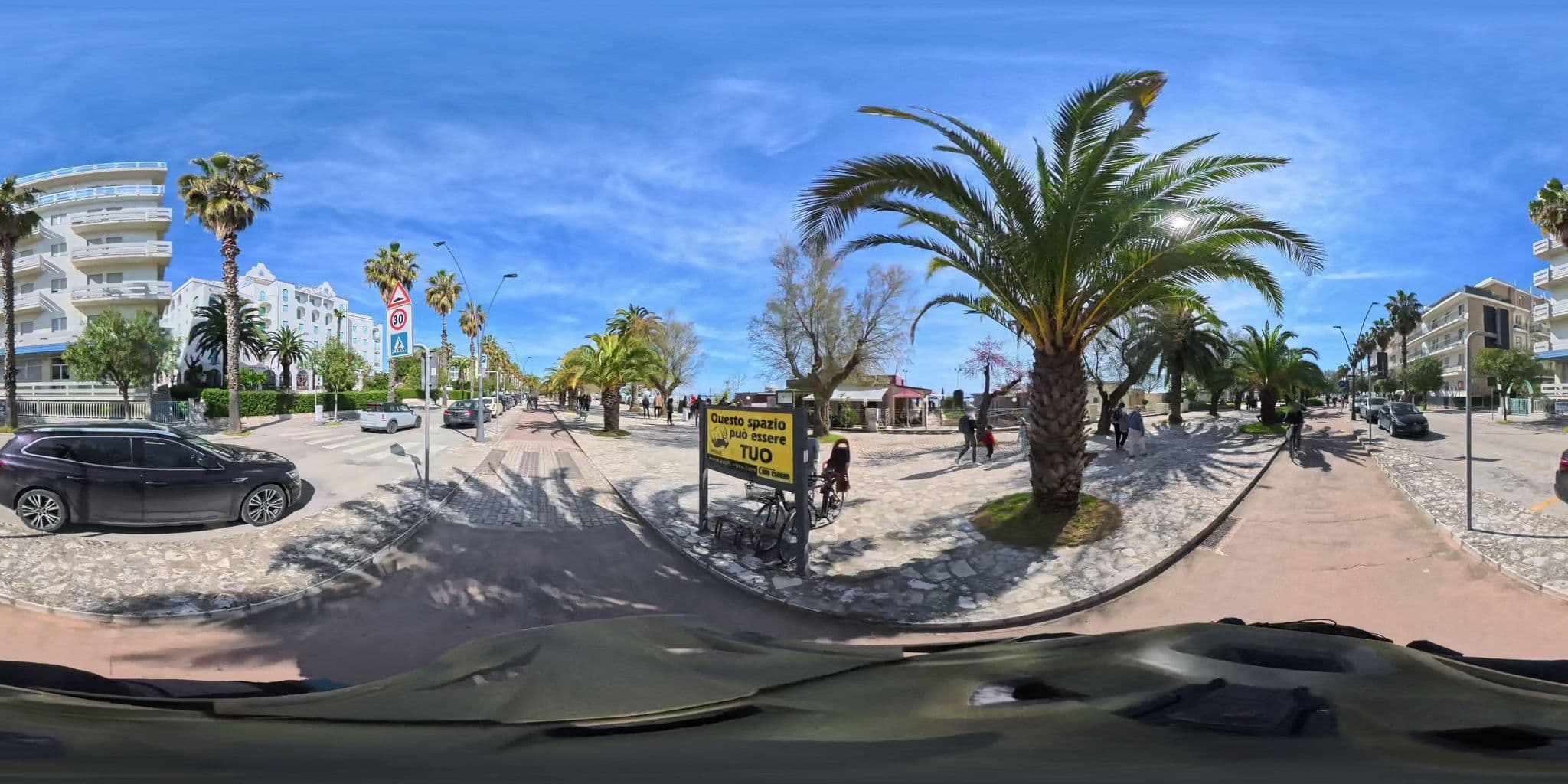 Street view near Boomerang, San Benedetto del Tronto — © maloss34 (CC BY-SA · Mapillary)