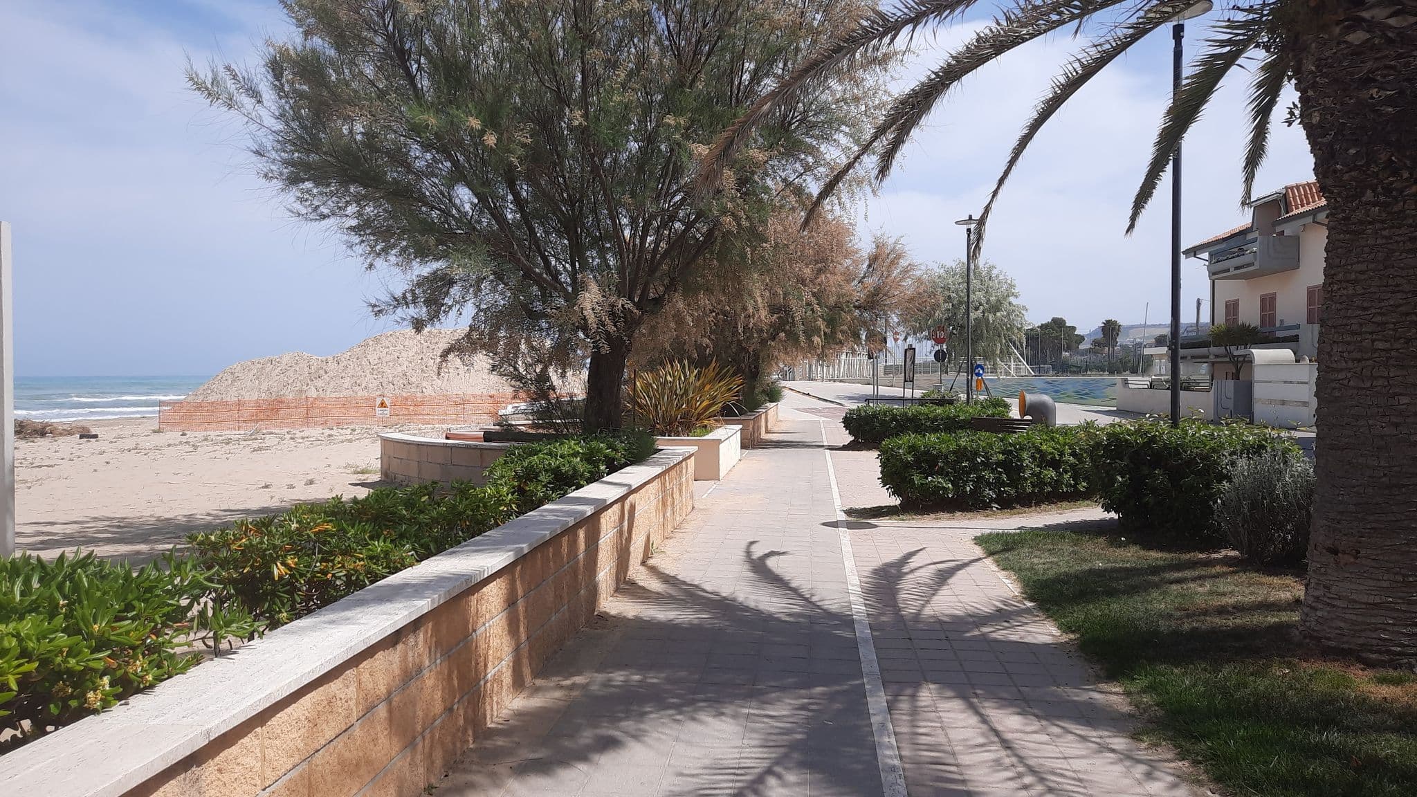 Street view near Le Palme 2 Pineto Vacanza, Pineto — © fiammacistriani (CC BY-SA · Mapillary)