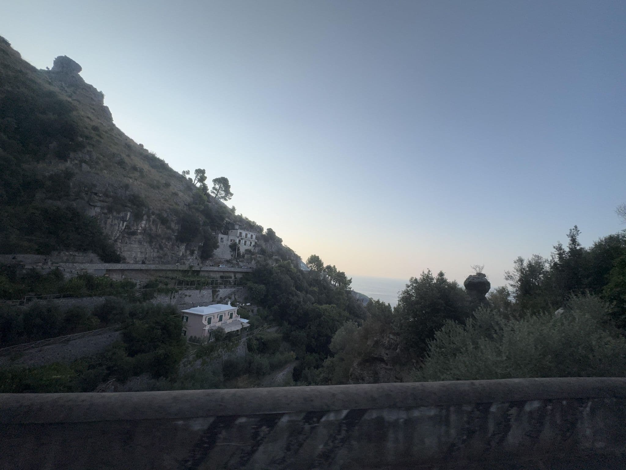 Street view near Hotel Piccolo Sant'andrea, Praiano — © mapconcierge (CC BY-SA · Mapillary)