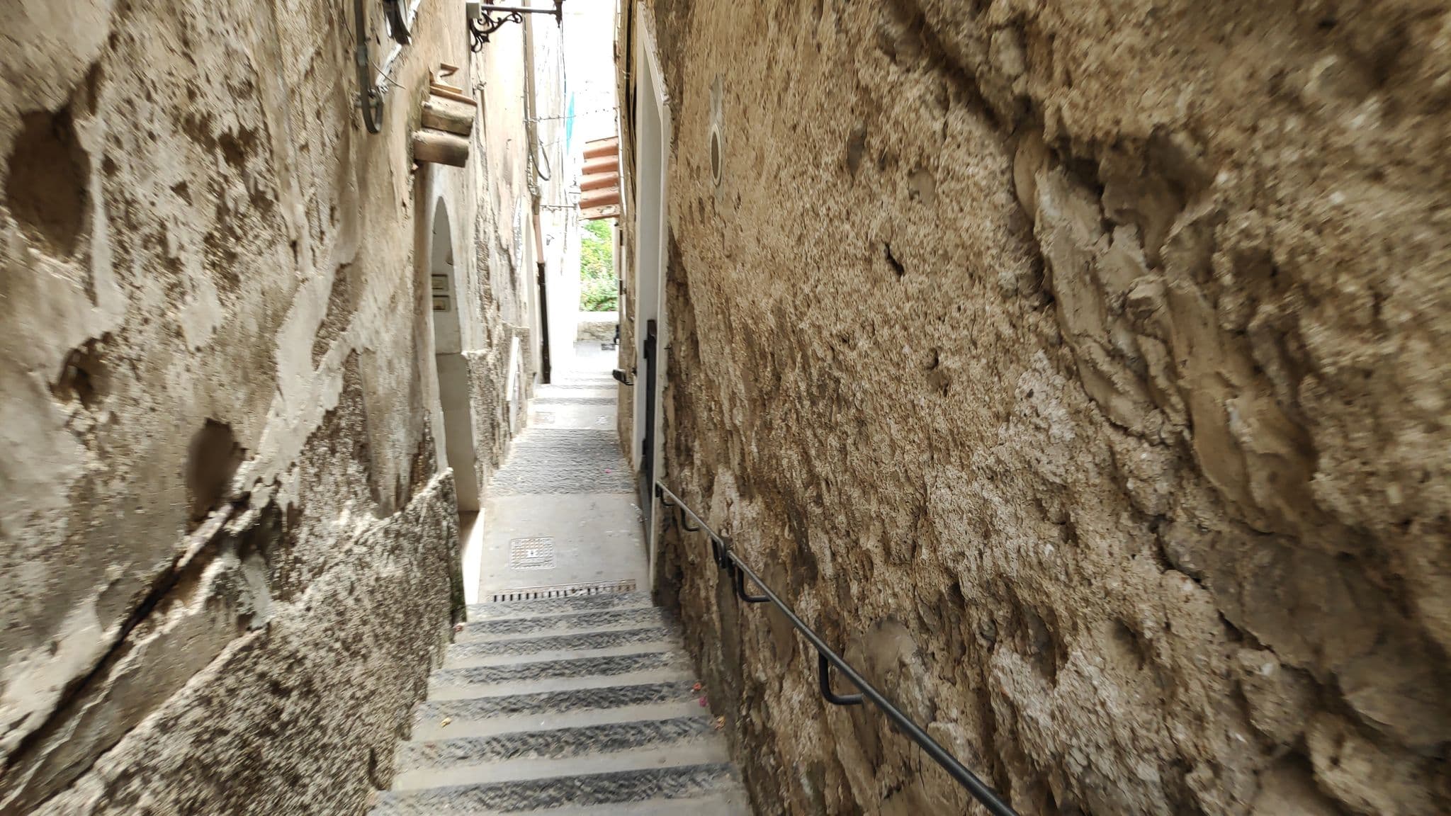 Street view near Casa Giovanna Positano, Positano — © marcuscalabresus (CC BY-SA · Mapillary)