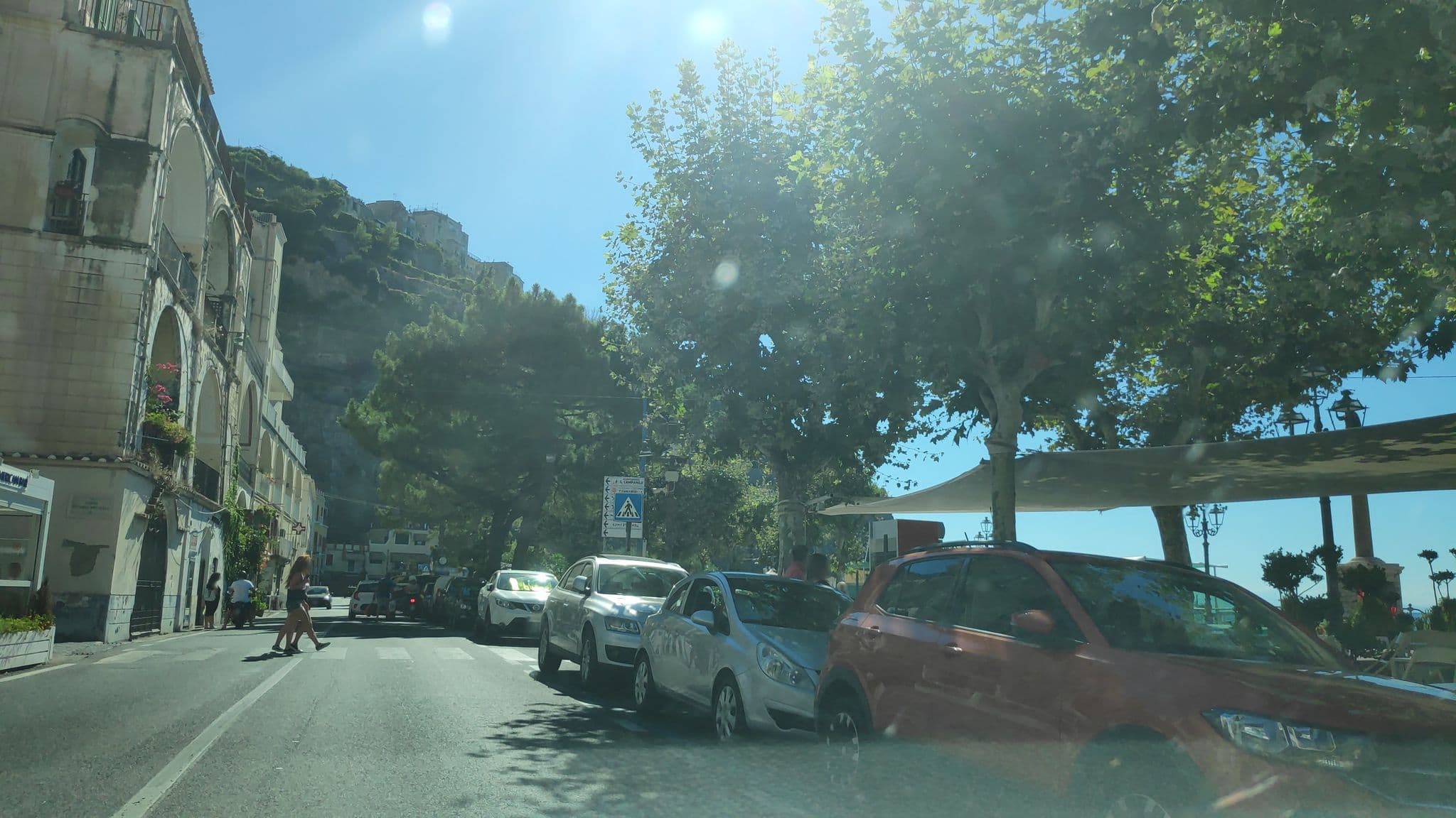 Street view near Caporal SAS di Apicella Valeria e C., Minori — © marcuscalabresus (CC BY-SA · Mapillary)