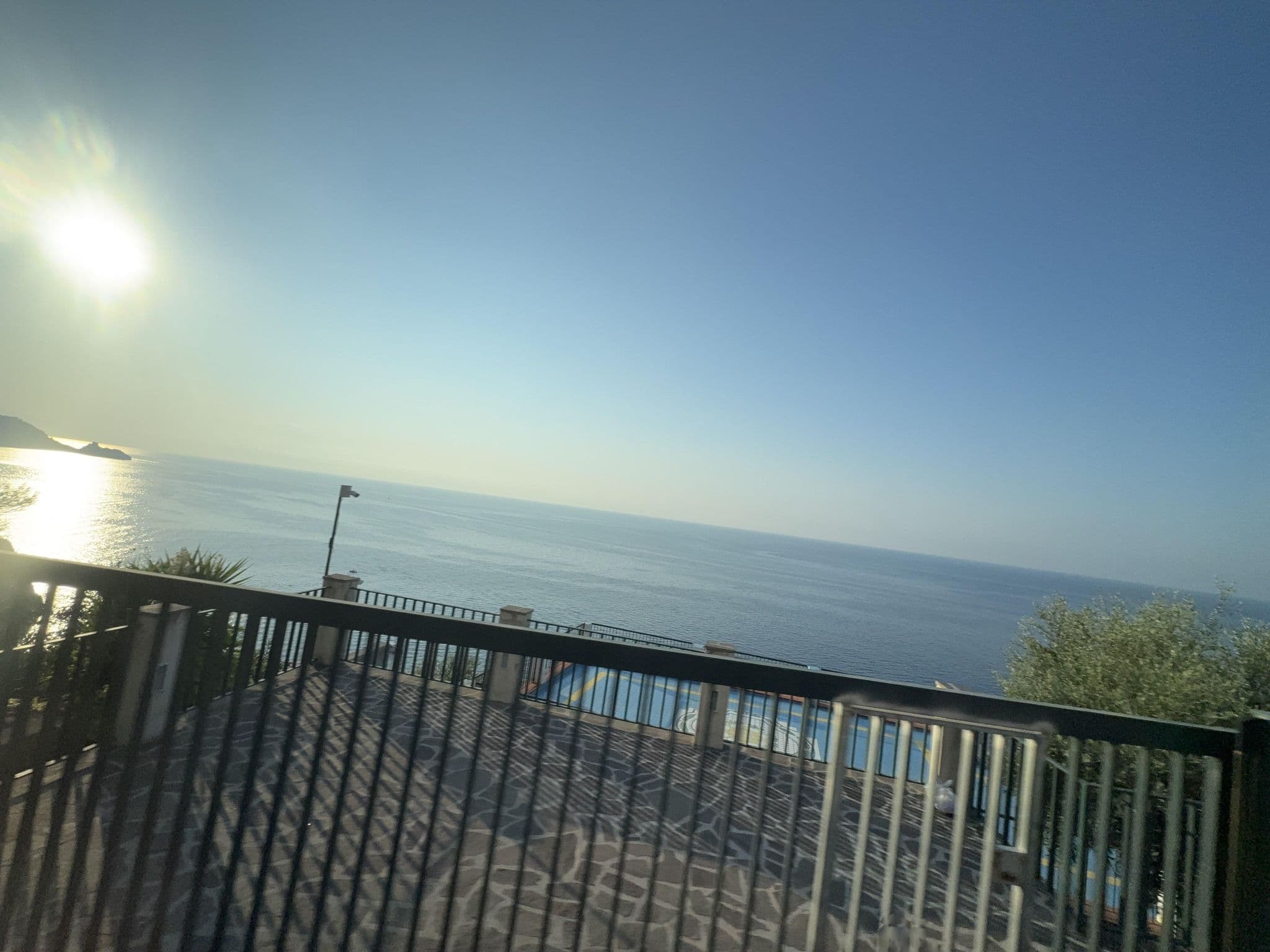 Street view near Albergo Continental e Villaggio La Tranquillità, Praiano — © mapconcierge (CC BY-SA · Mapillary)