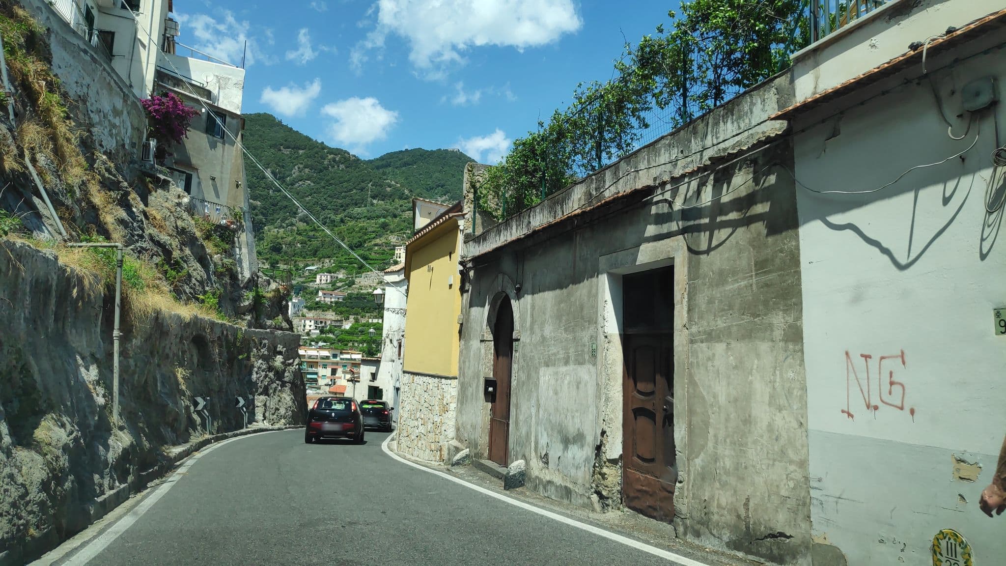 Street view near Filù Rooms, Minori — © marcuscalabresus (CC BY-SA · Mapillary)