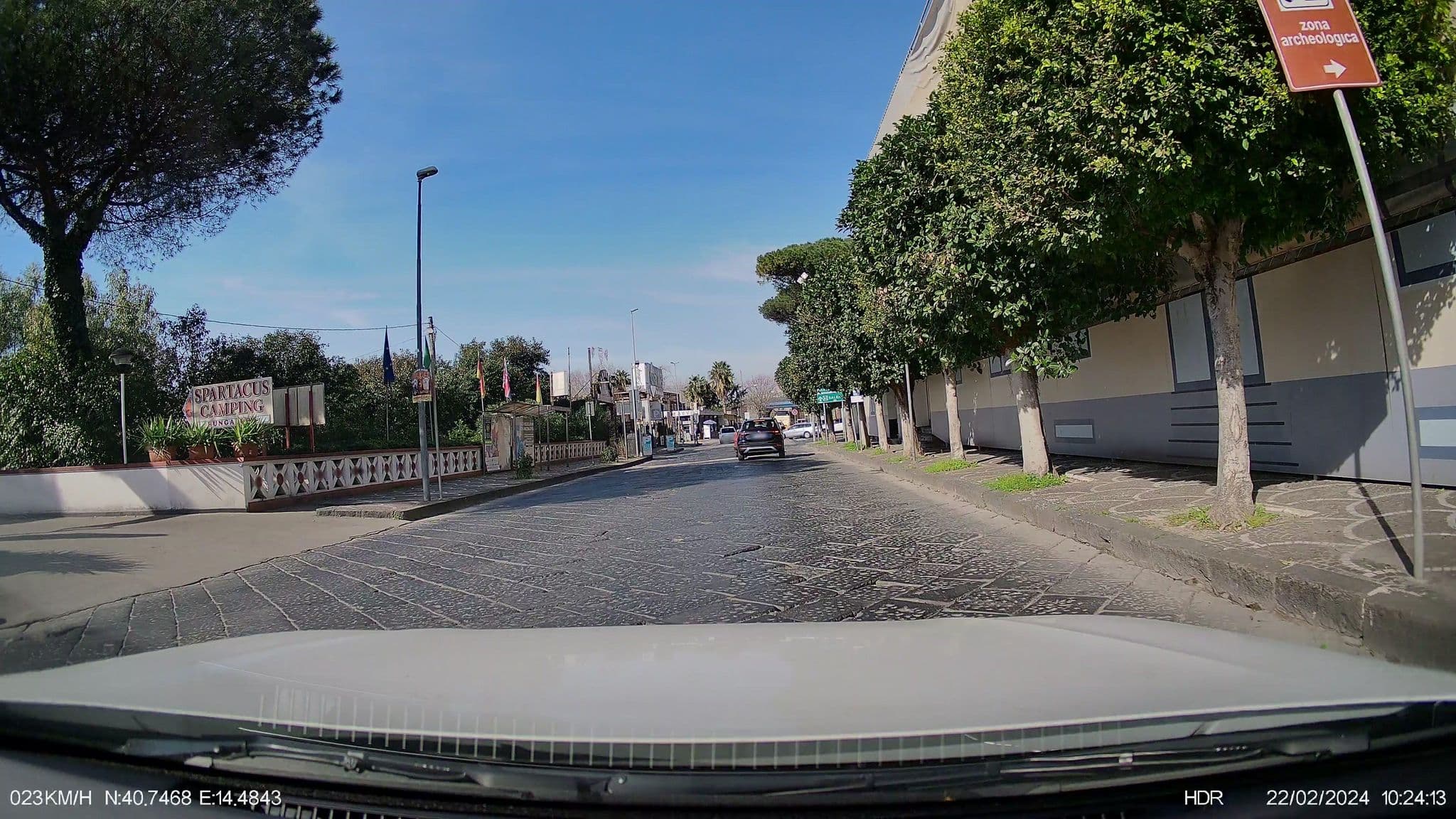 Street view near Gestione Alberghiera SRL, Pompei — © Hrabroslav (CC BY-SA · Mapillary)