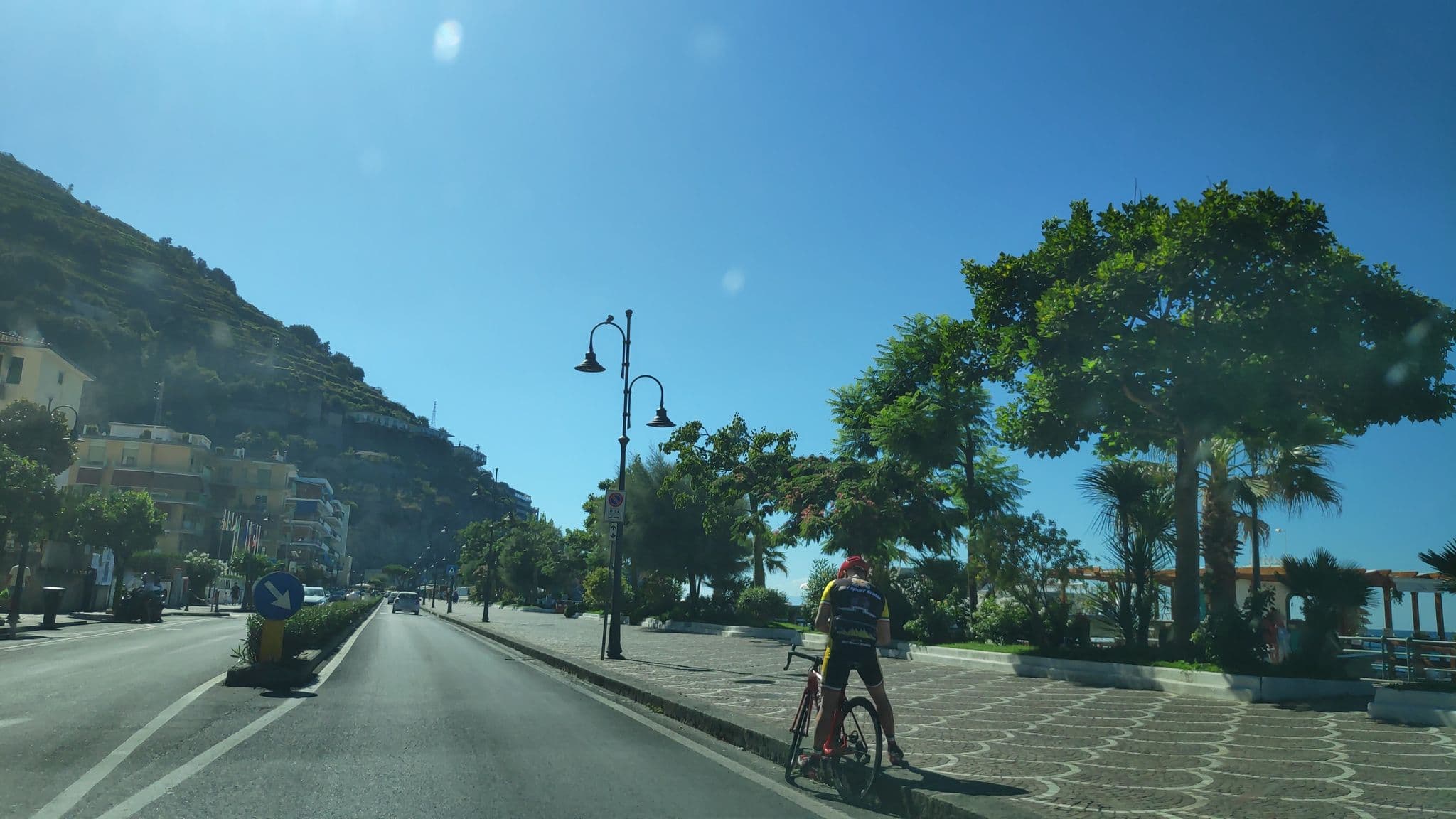 Street view near Hotel Sole Restaurant, Maiori — © marcuscalabresus (CC BY-SA · Mapillary)
