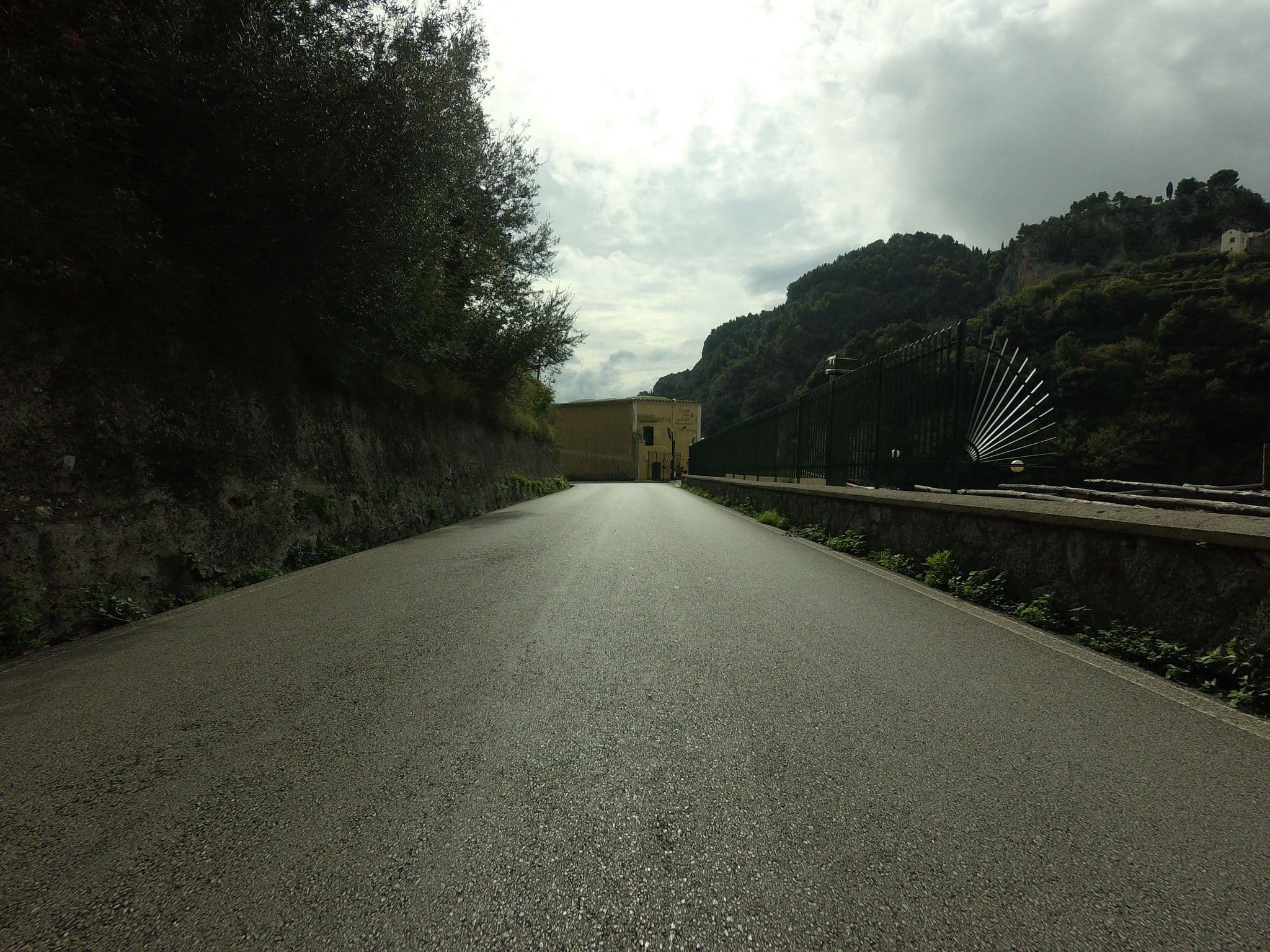 Street view near Torre Dello Ziro, Amalfi — © esario (CC BY-SA · Mapillary)