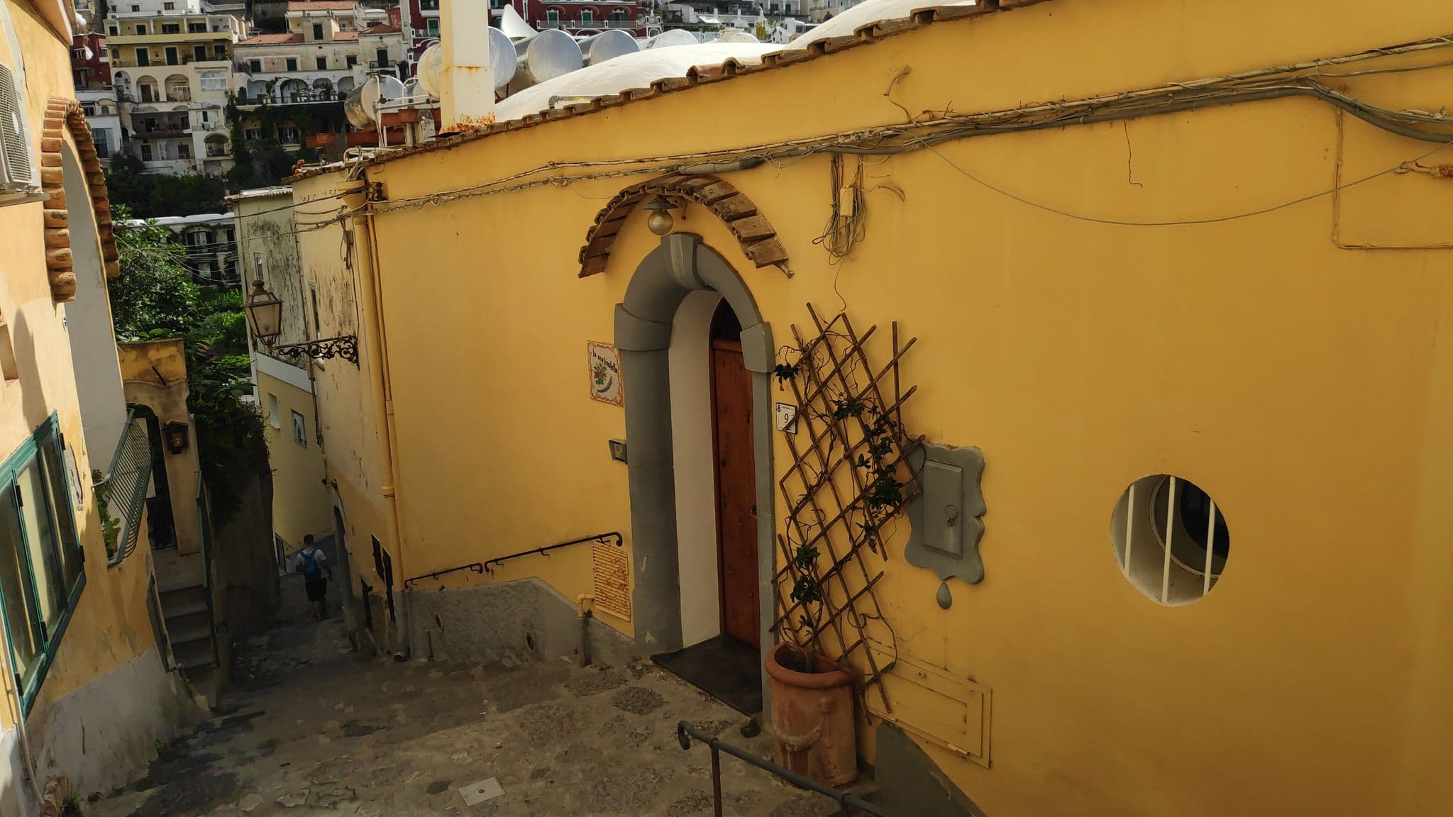 Street view near Casa Stella Positano, Positano — © marcuscalabresus (CC BY-SA · Mapillary)