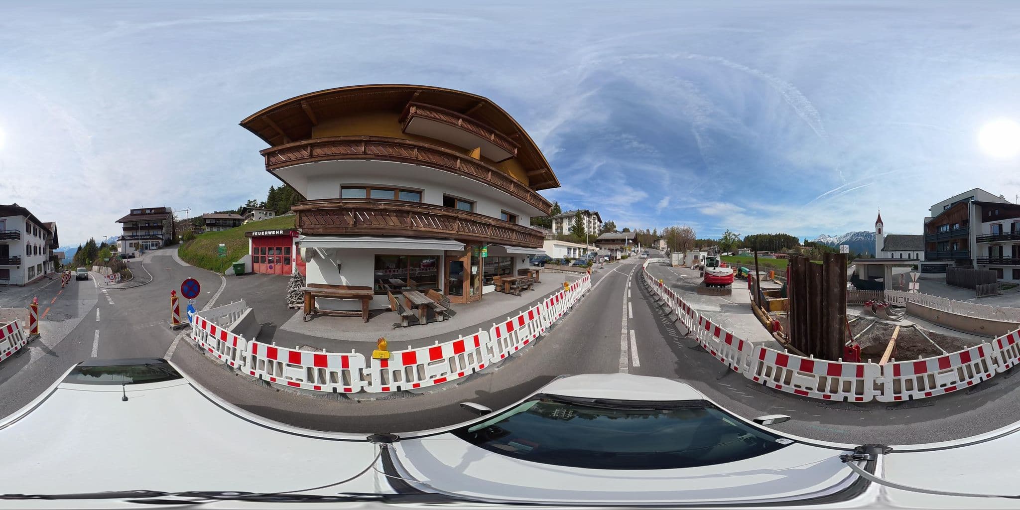 Street view near Landhaus Schöpf, Pettnau — © osmplus_org (CC BY-SA · Mapillary)