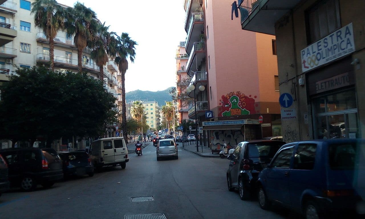Street view near B&B Salerno Vintage, Salerno — © giosa94 (CC BY-SA · Mapillary)