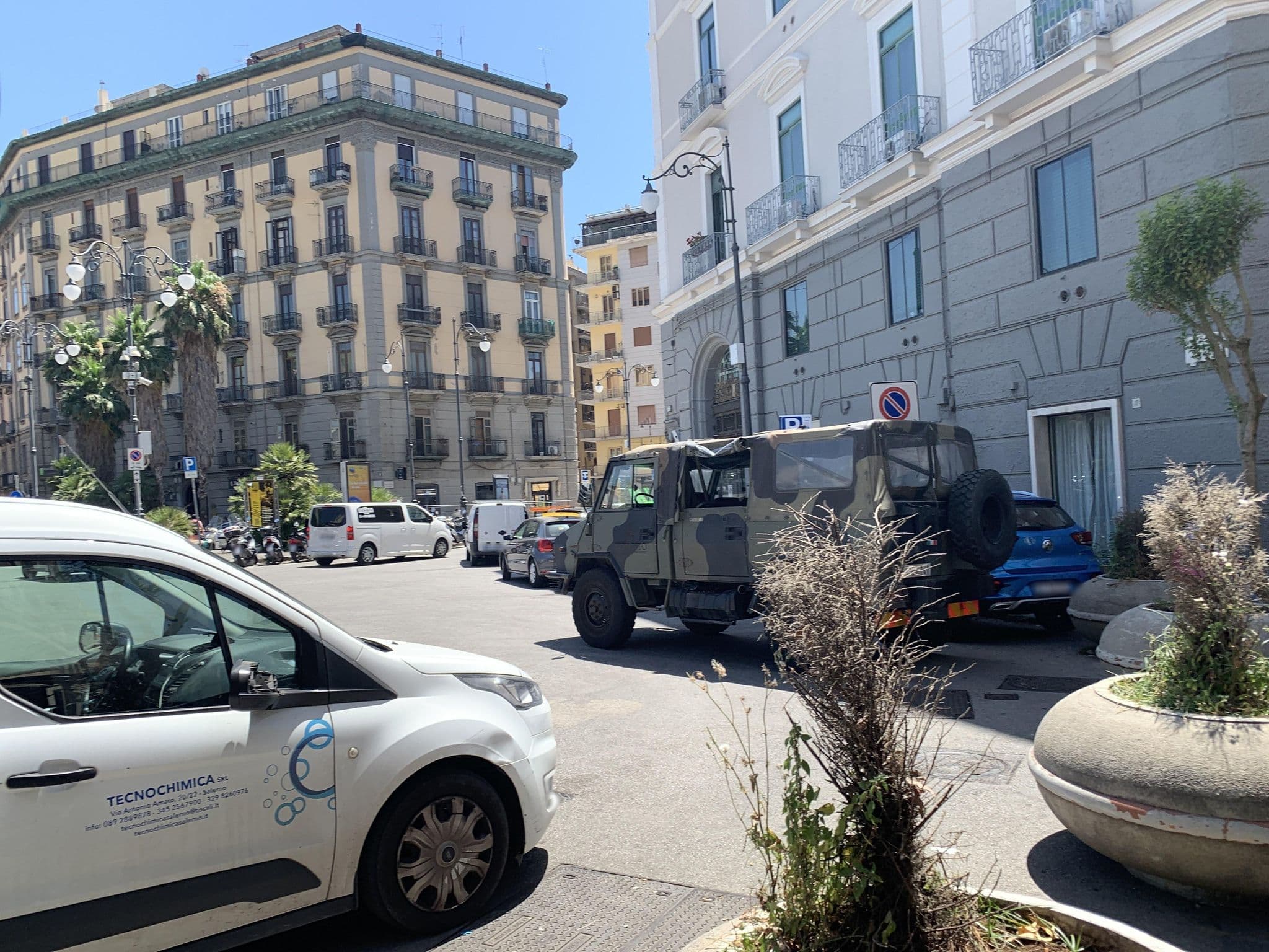 Street view near Plaza Hotel, Salerno — © robot8a (CC BY-SA · Mapillary)