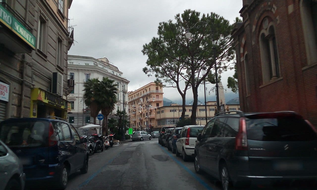 Street view near Bed And Travel B&B Luci della Città, Salerno — © giosa94 (CC BY-SA · Mapillary)