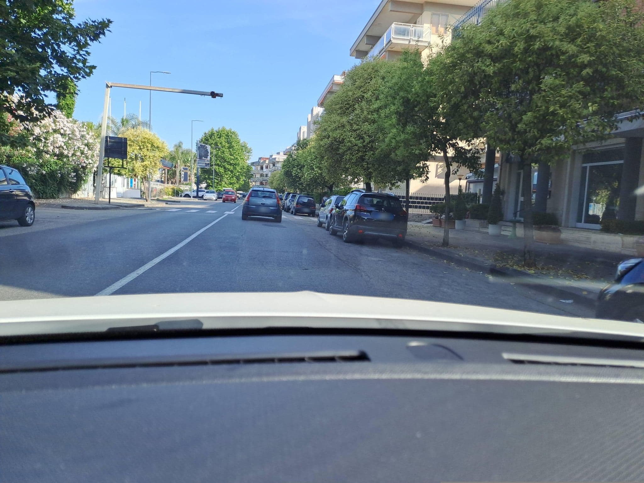 Street view near Villa Melissa, Salerno — © lux17 (CC BY-SA · Mapillary)