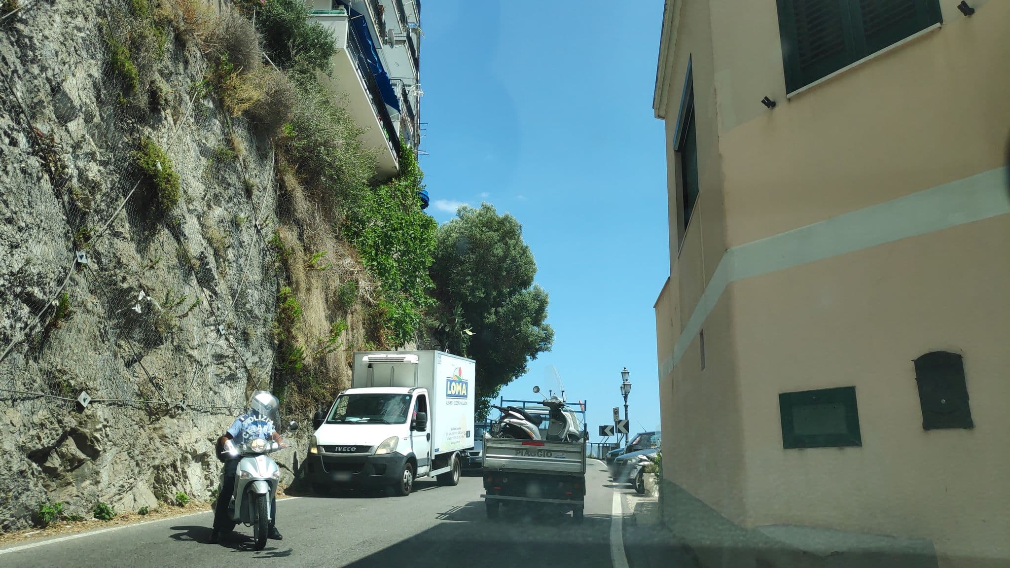 Street view near B&B Mara, Cetara — © marcuscalabresus (CC BY-SA · Mapillary)