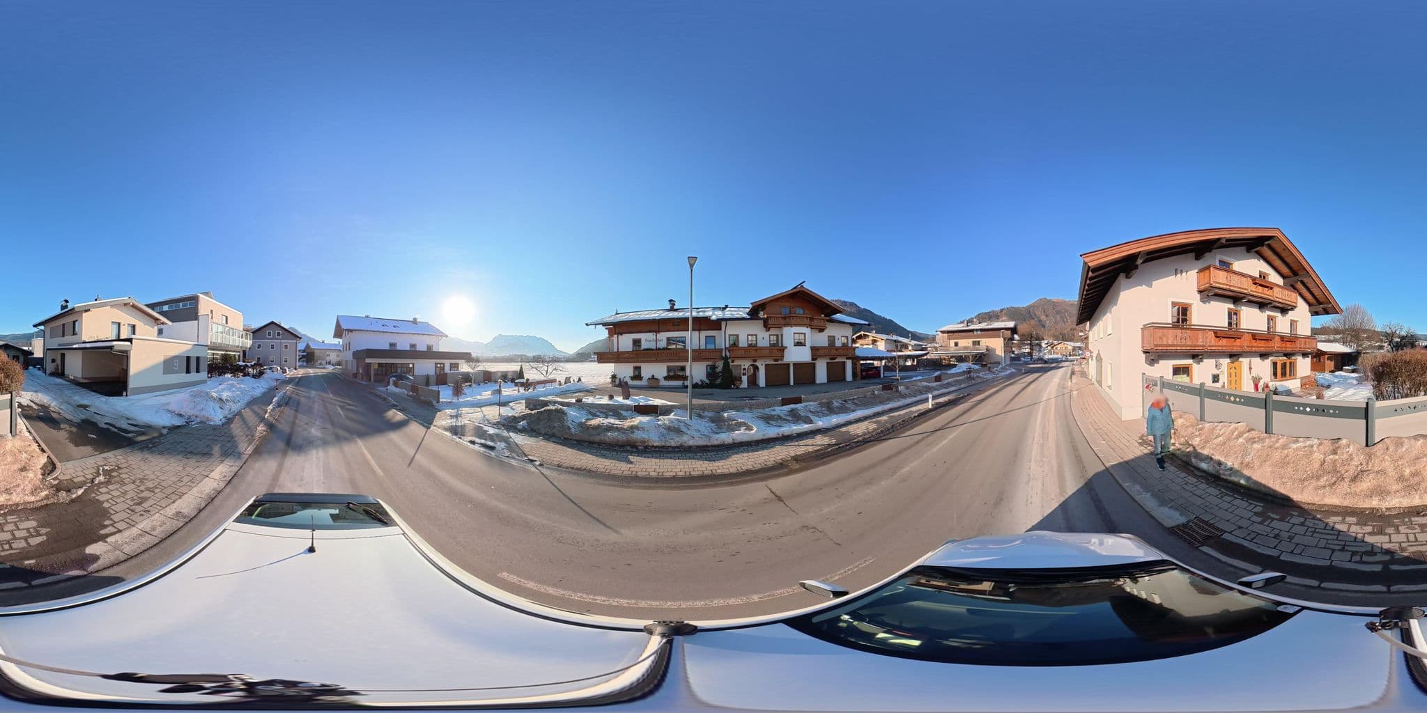 Street view near Hiasler Hof, Kössen — © osmplus_org (CC BY-SA · Mapillary)