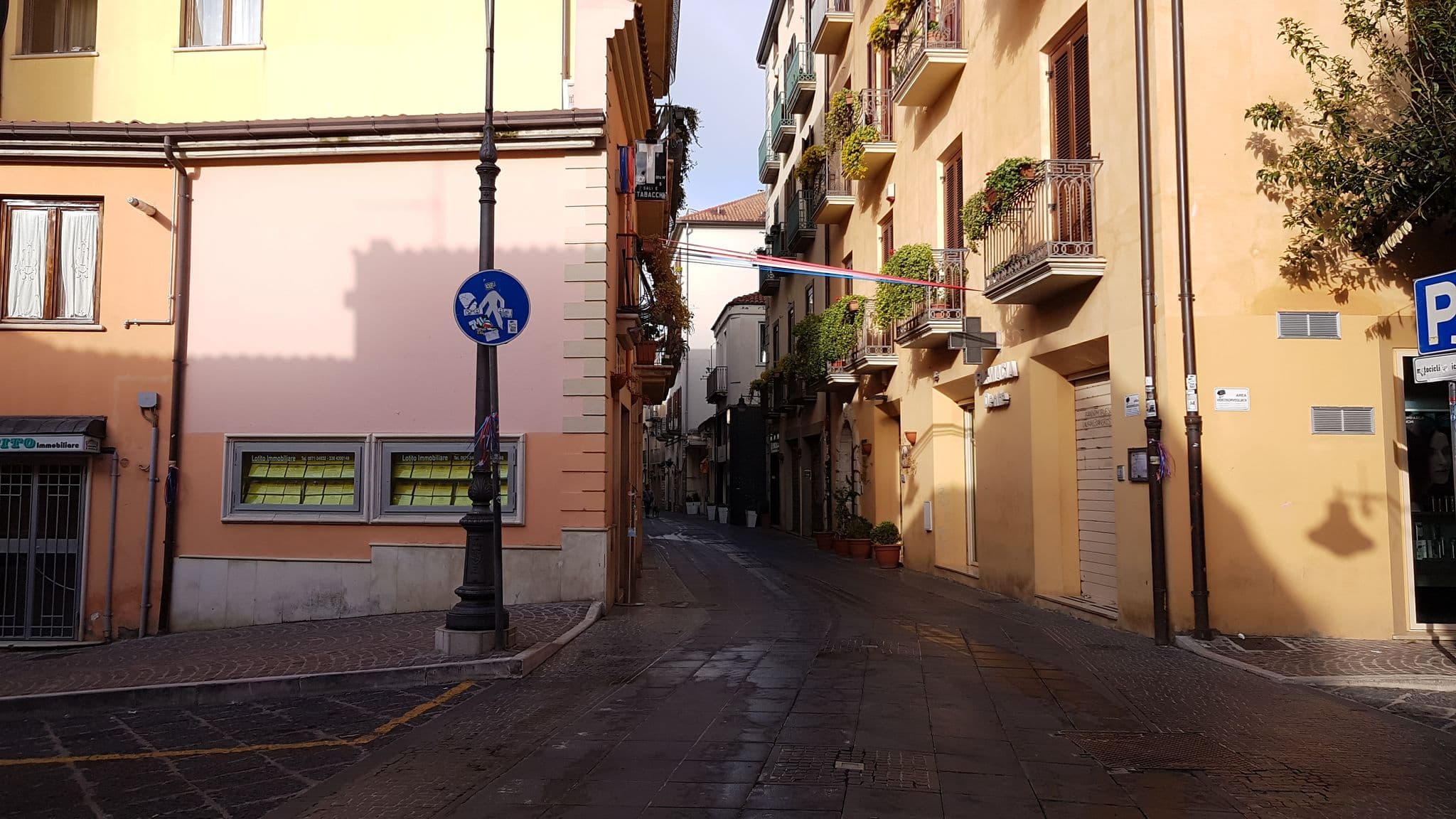 Street view near Il convento BB, Potenza — © ale_zena_it (CC BY-SA · Mapillary)