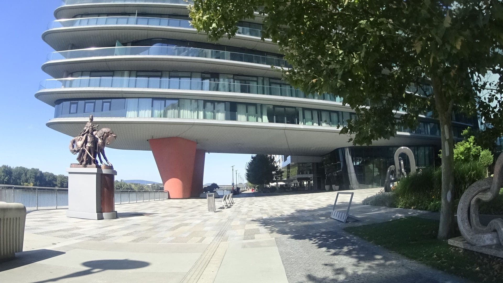 Street view near Grand Hotel River Park, Staré Mesto — © ramap (CC BY-SA · Mapillary)