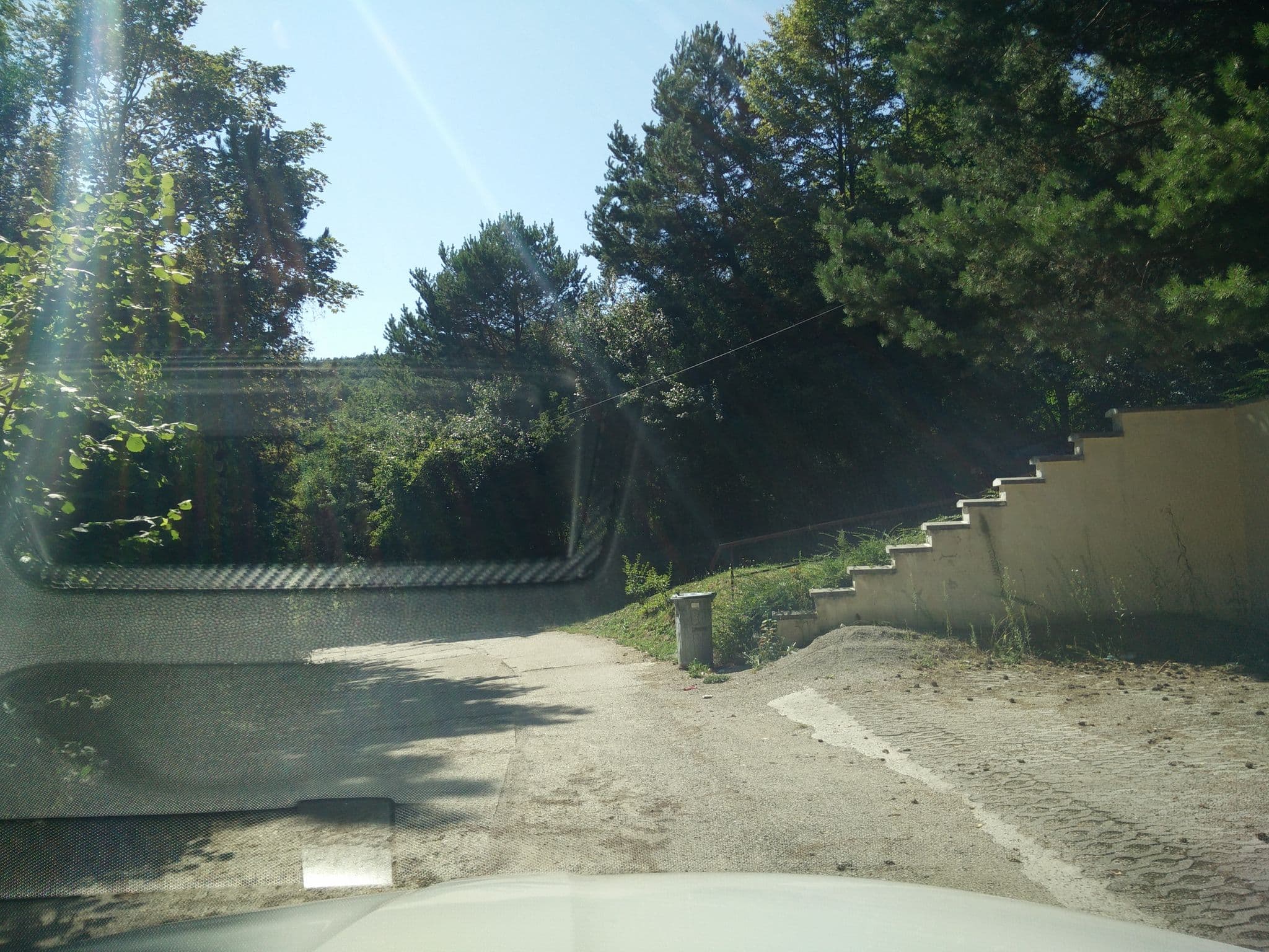 Street view near Signál, Bojnice — © kayle (CC BY-SA · Mapillary)
