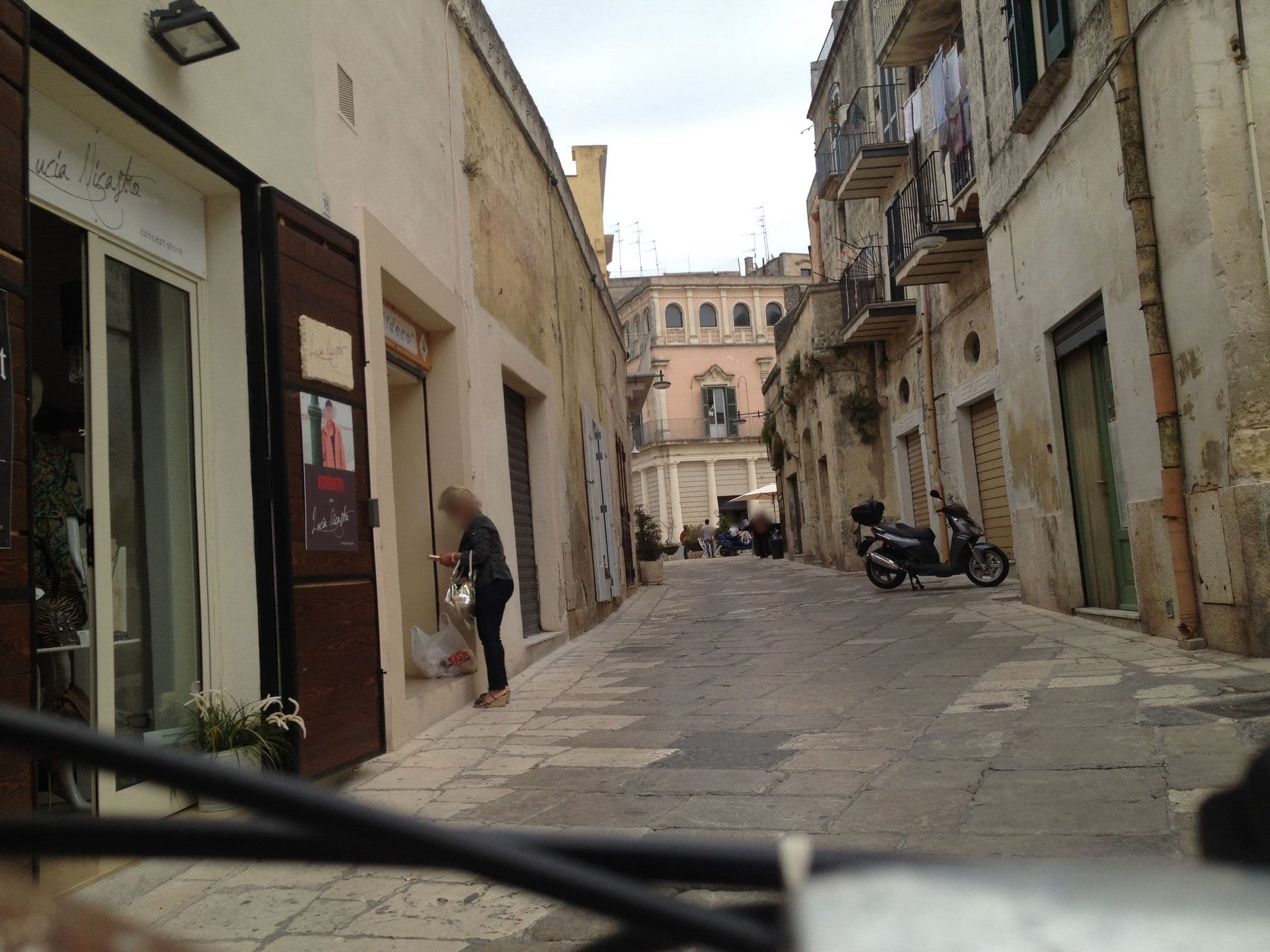 Street view near La Grotta Nel Barisano, Matera — © raxpa (CC BY-SA · Mapillary)