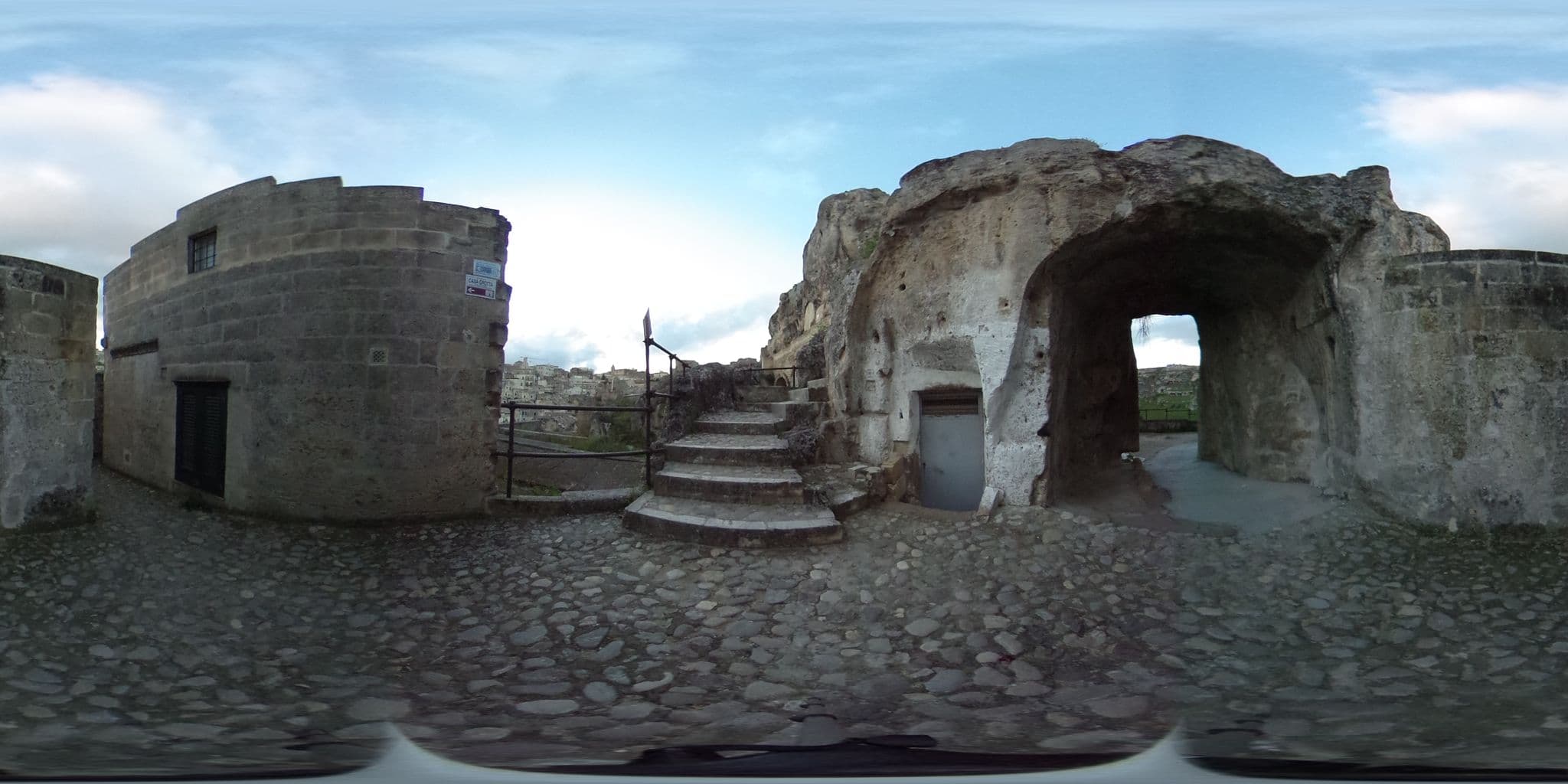 Street view near S sso Matto, Matera — © yubin (CC BY-SA · Mapillary)