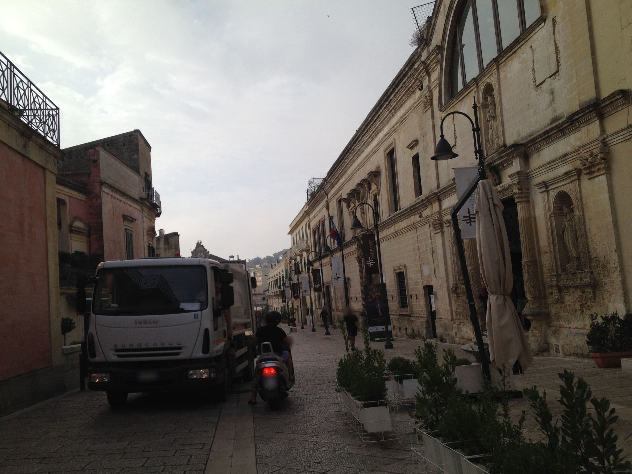 Street view near Dimora nei Sassi, Matera — © raxpa (CC BY-SA · Mapillary)