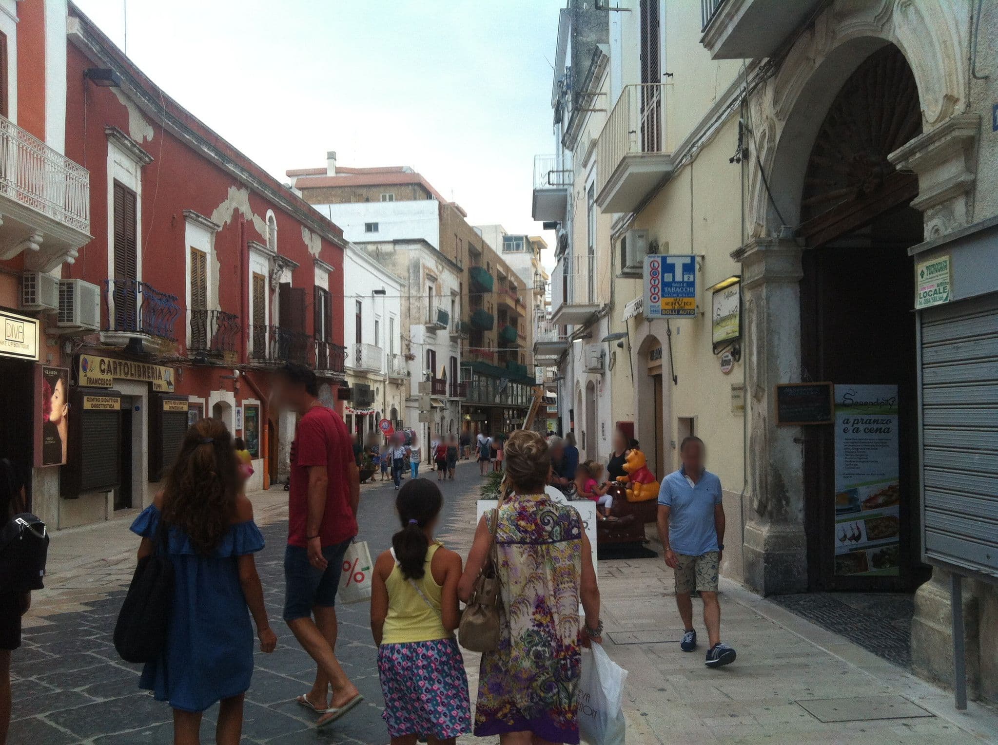 Street view near Casa Diomede B&B, Manfredonia — © miguel_andrade (CC BY-SA · Mapillary)