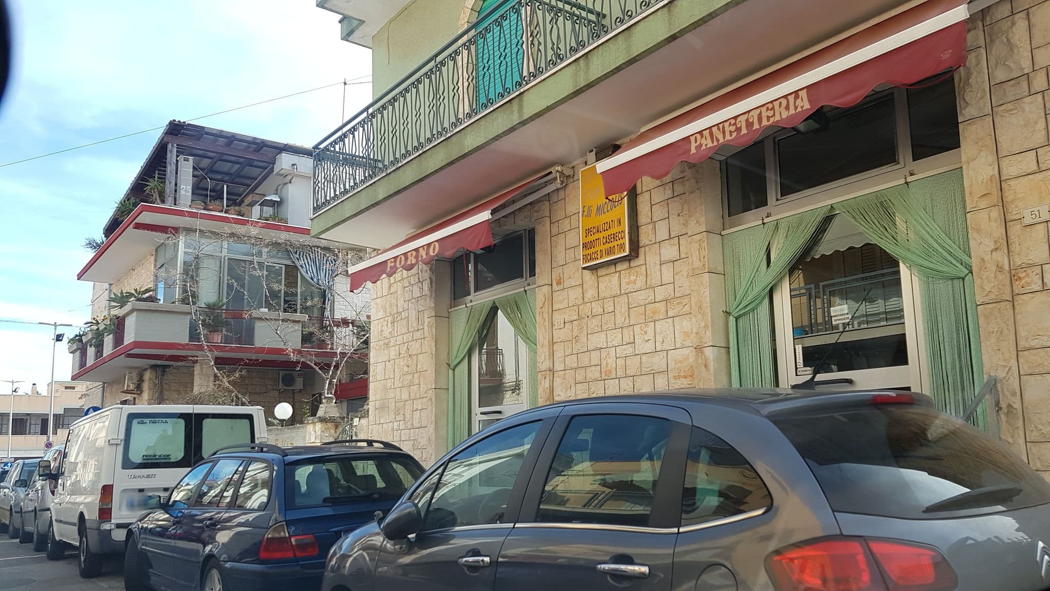 Street view near B&B La Bussola, Fasano — © ale_zena_it (CC BY-SA · Mapillary)