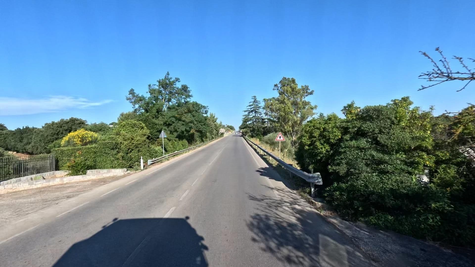 Street view near Masseria della Croce, Putignano — © bct (CC BY-SA · Mapillary)