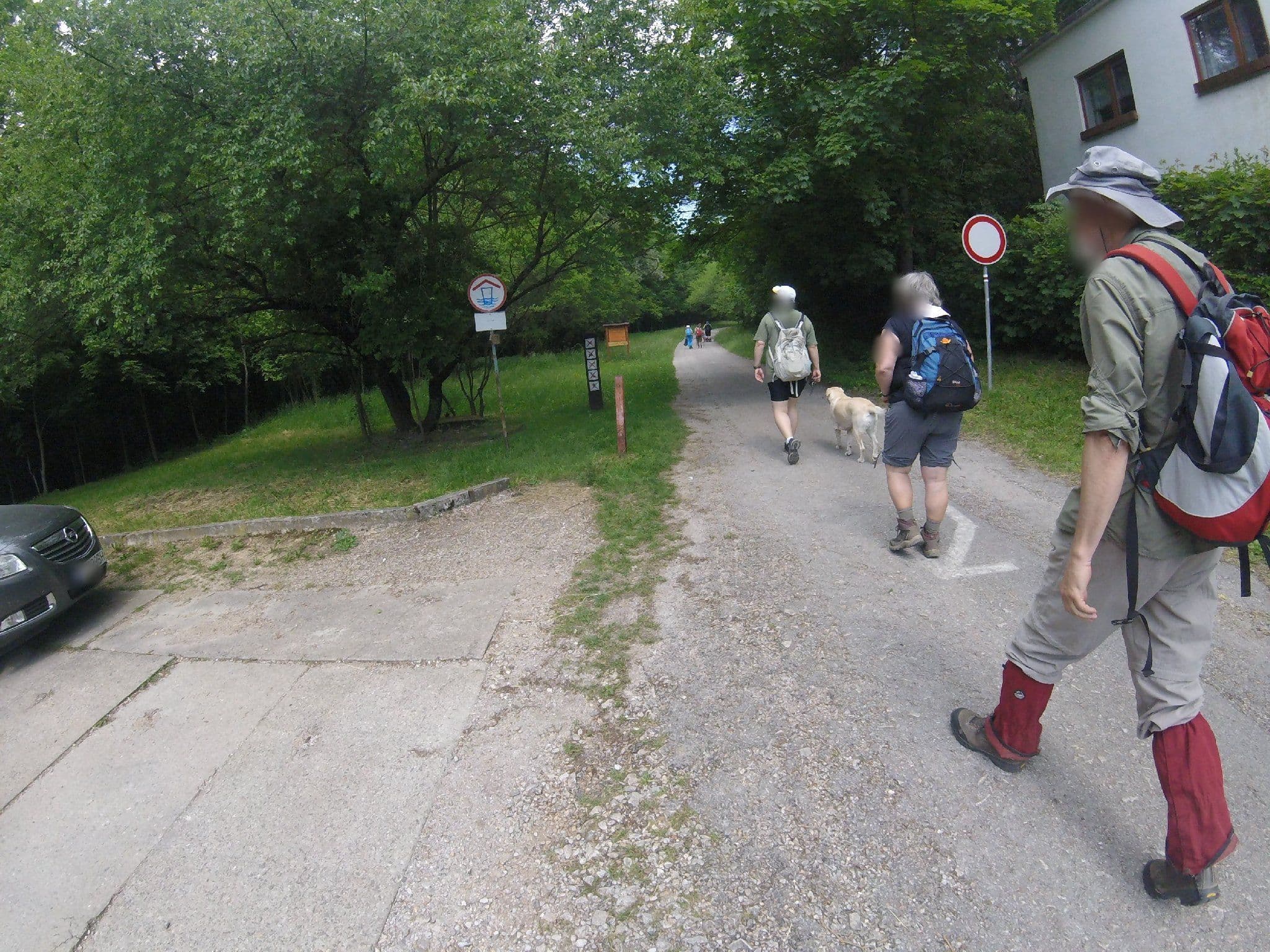 Street view near Zádiel, Turňa nad Bodvou — © utvonalfelmeresek (CC BY-SA · Mapillary)