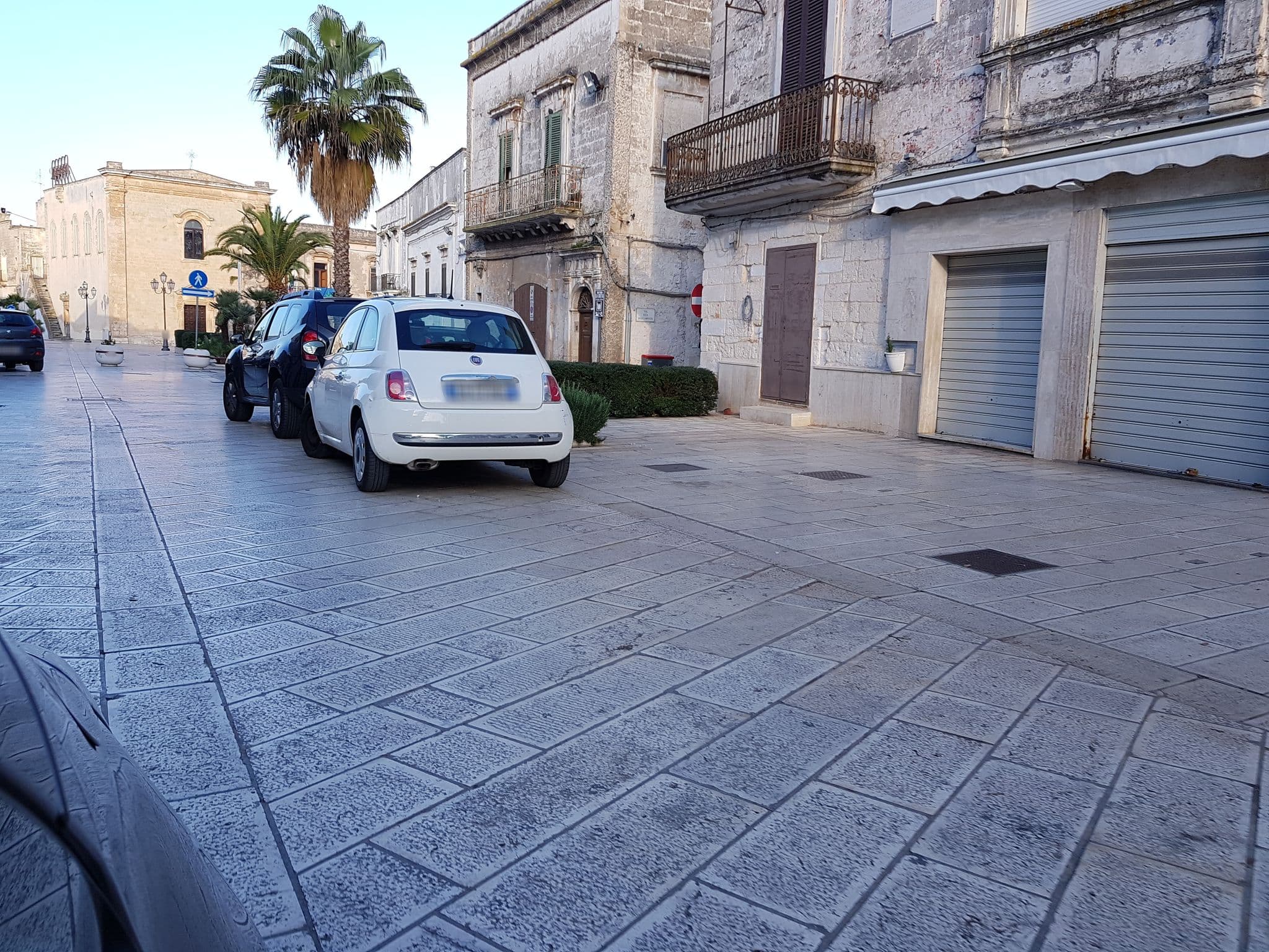 Street view near Puglia Village, Carovigno — © ale_zena_it (CC BY-SA · Mapillary)