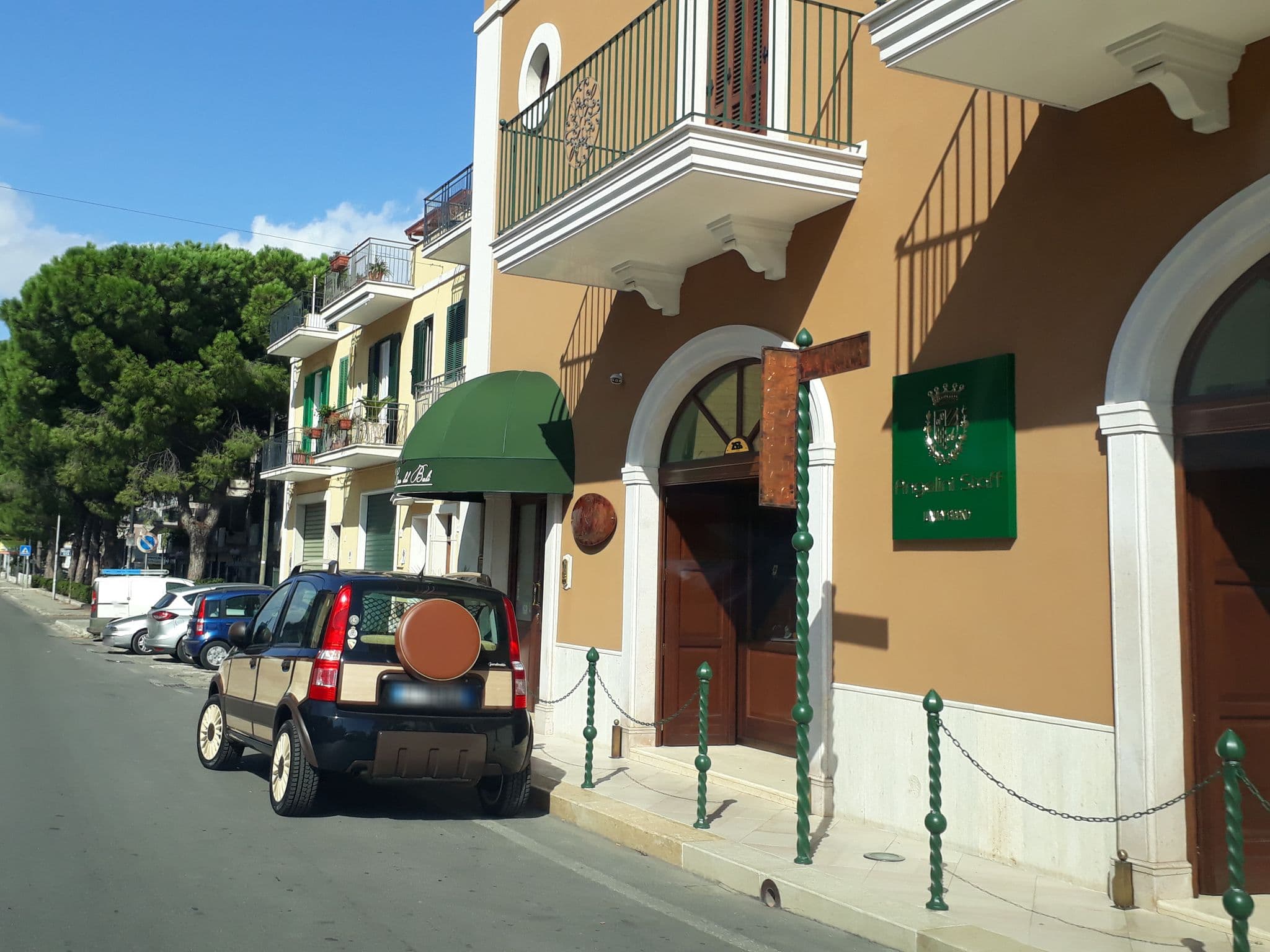 Street view near La Casa del Balì, Fasano — © spike73 (CC BY-SA · Mapillary)