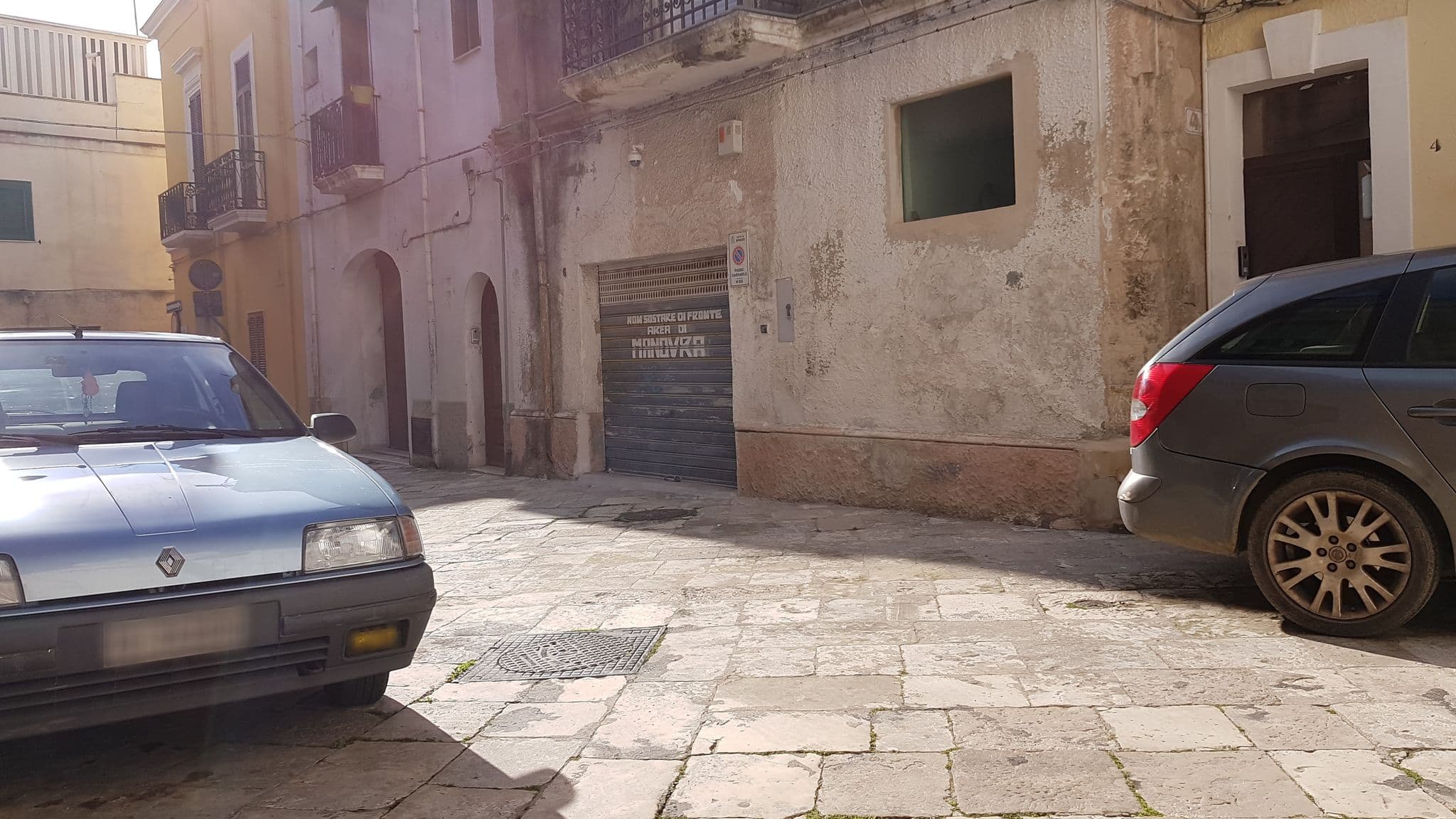 Street view near Monolocale Le Sciabiche, Brindisi — © ale_zena_it (CC BY-SA · Mapillary)