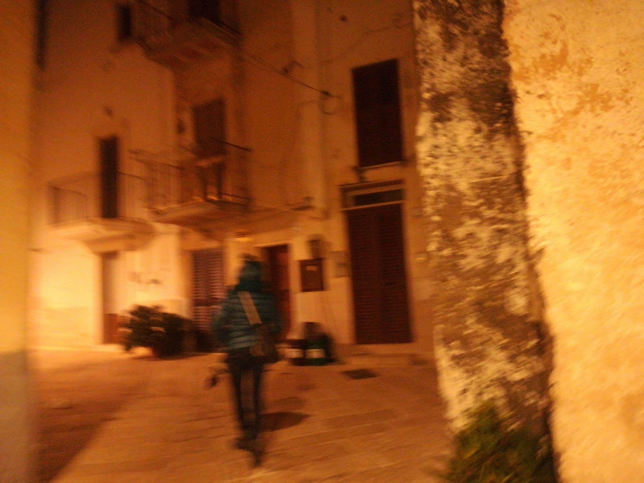 Street view near Allo Zefiro, Monopoli — © jeawrong (CC BY-SA · Mapillary)