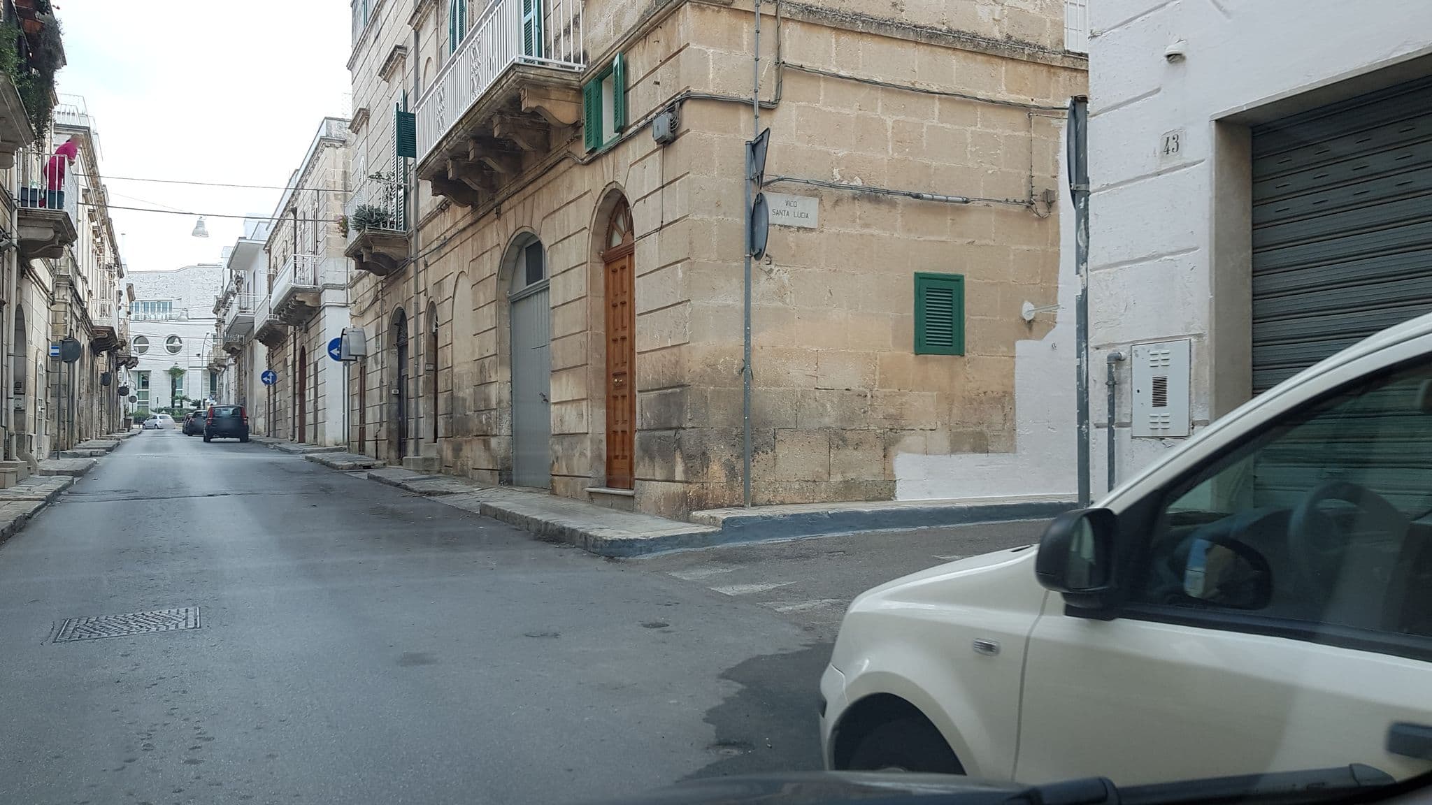 Street view near Grand Hotel Masseria Santa Lucia, Ostuni — © ale_zena_it (CC BY-SA · Mapillary)