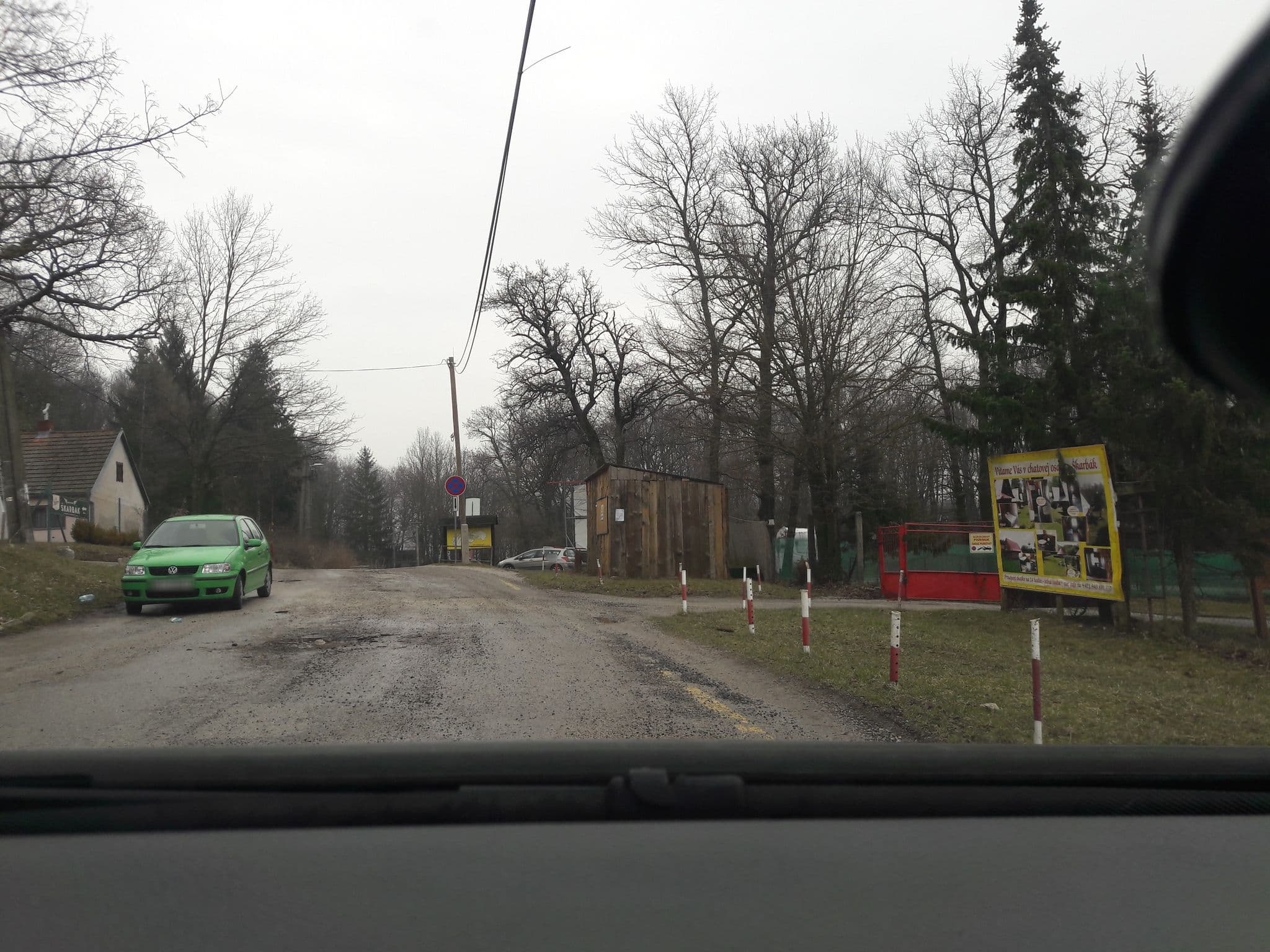 Street view near Rekreačné stredisko Jahodník-Škarbák, Smolenice — © durko_freemap (CC BY-SA · Mapillary)