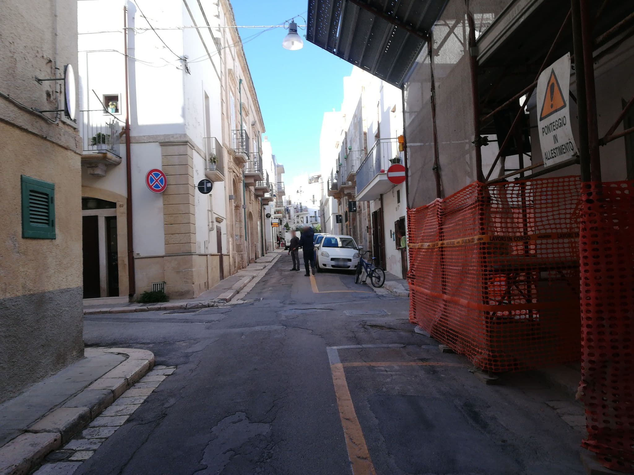 Street view near Alcova, Polignano a Mare — © jeawrong (CC BY-SA · Mapillary)