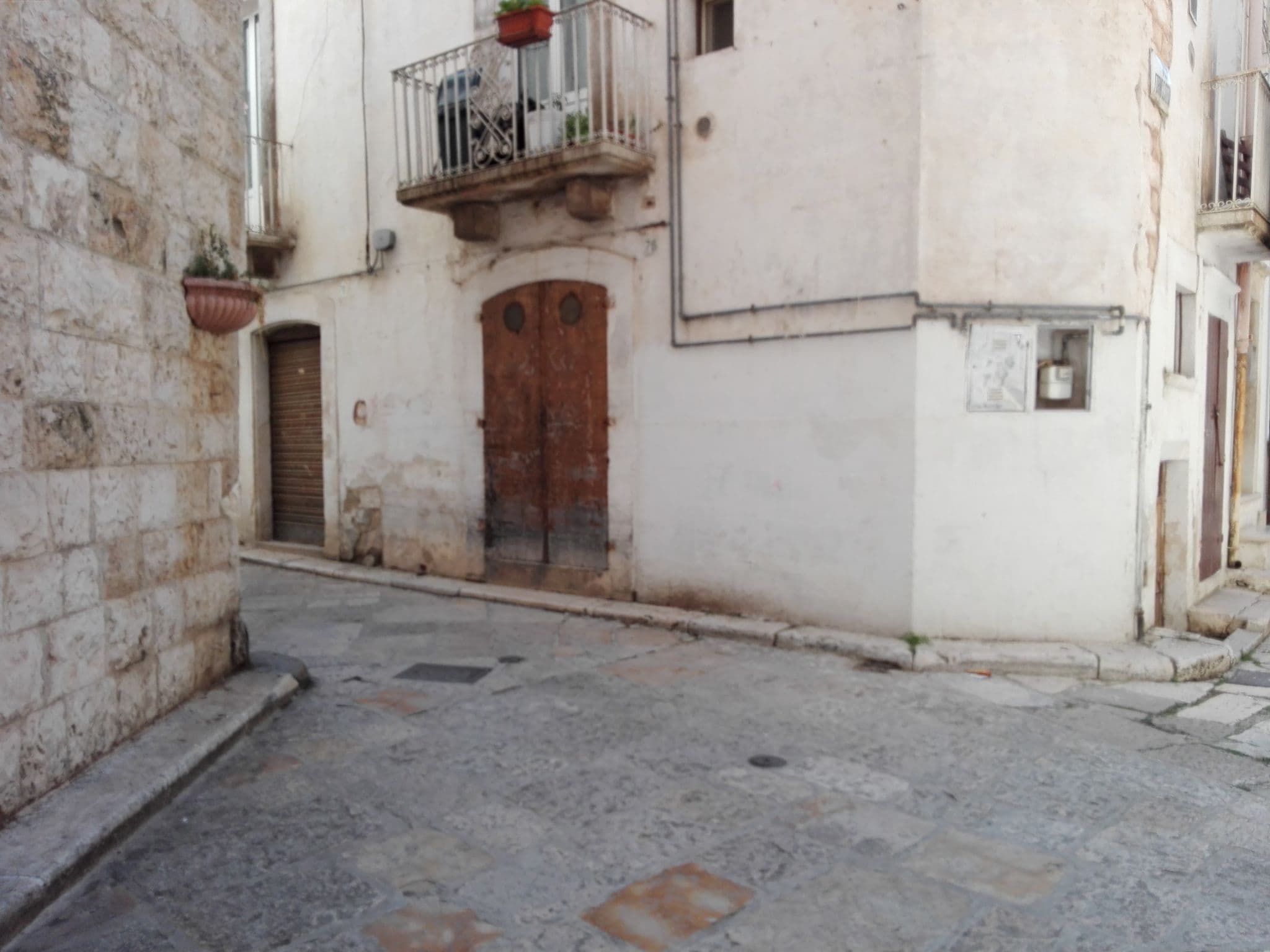 Street view near HOME 5 - Arco Antico, Putignano — © marialaura (CC BY-SA · Mapillary)